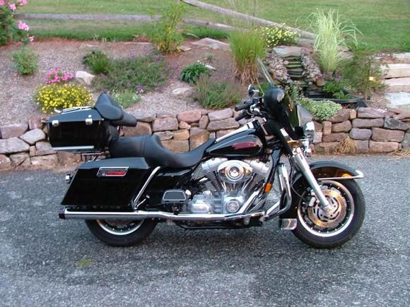 2007 FLHT with tour pak
