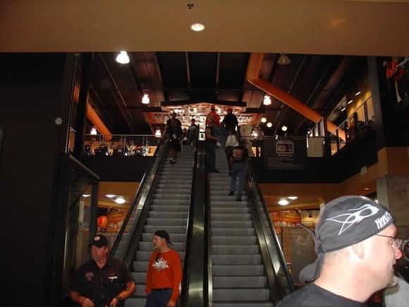 DSC00763
Destination Daytona Dealership