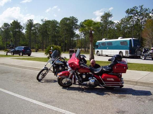 Shiny...  the bike, not my head!   Shakin' off the jackets in Florida