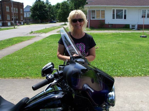 Been married to this Harley Babe for 33 Years !!
Hard to believe she's 50 years old !!
Damn, am I a Lucky Guy or what !!!