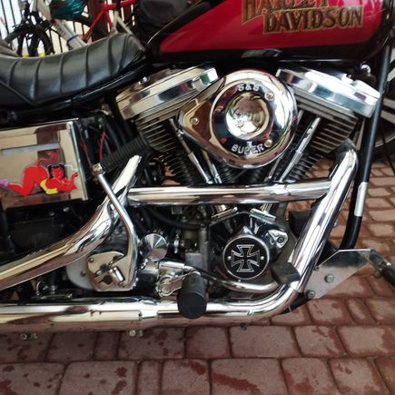 previous owner probably put a little money to up  date the motor with chrome covers, it still has the OEM electronic ignition !