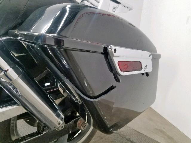 harley switchback oem saddlebags