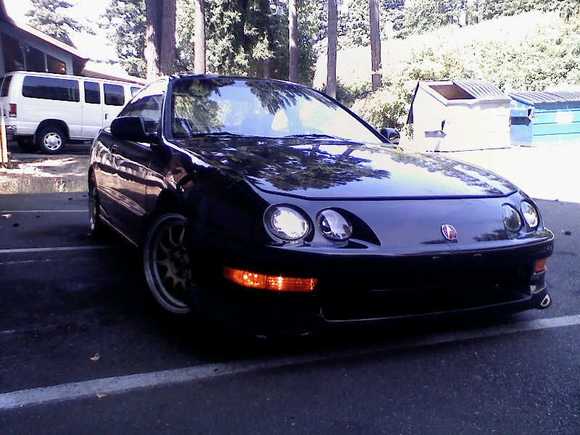 95 integra ls, 16 in gold rota gt3s, gsr leather, misc upgrades. halos and hids.