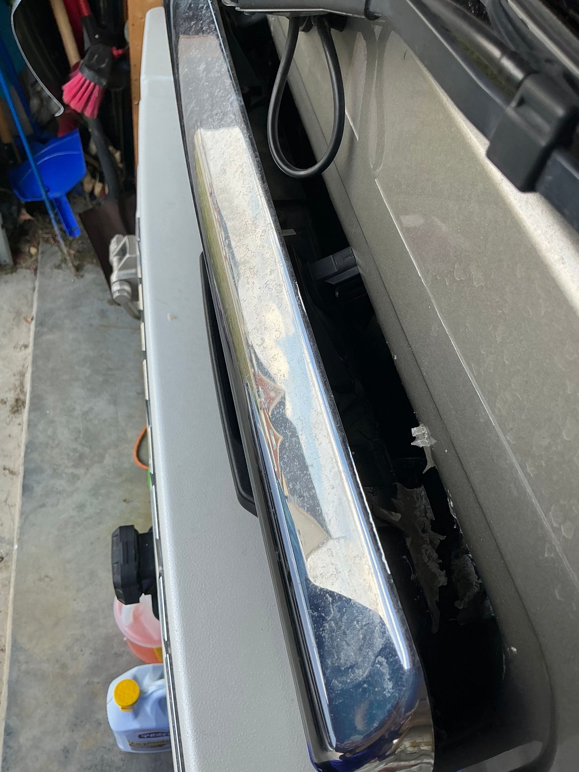 The gap the broken clips have caused