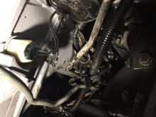 Another pic of the black center bracket