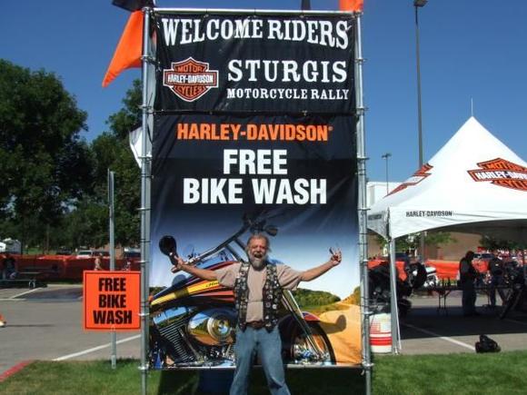 sturgis  mt ruchmore 053 so i am happy
