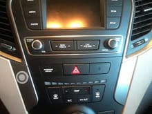 Non Working Santa Fe Sport with a smaller screen and no APPS button and simplified console