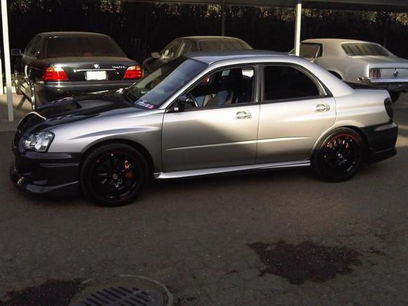Side shot before I put the carbon fenders on