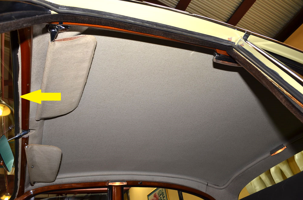 BAFLY Car Retractable Rear Trunk Parcel Shelf for Land Rover
