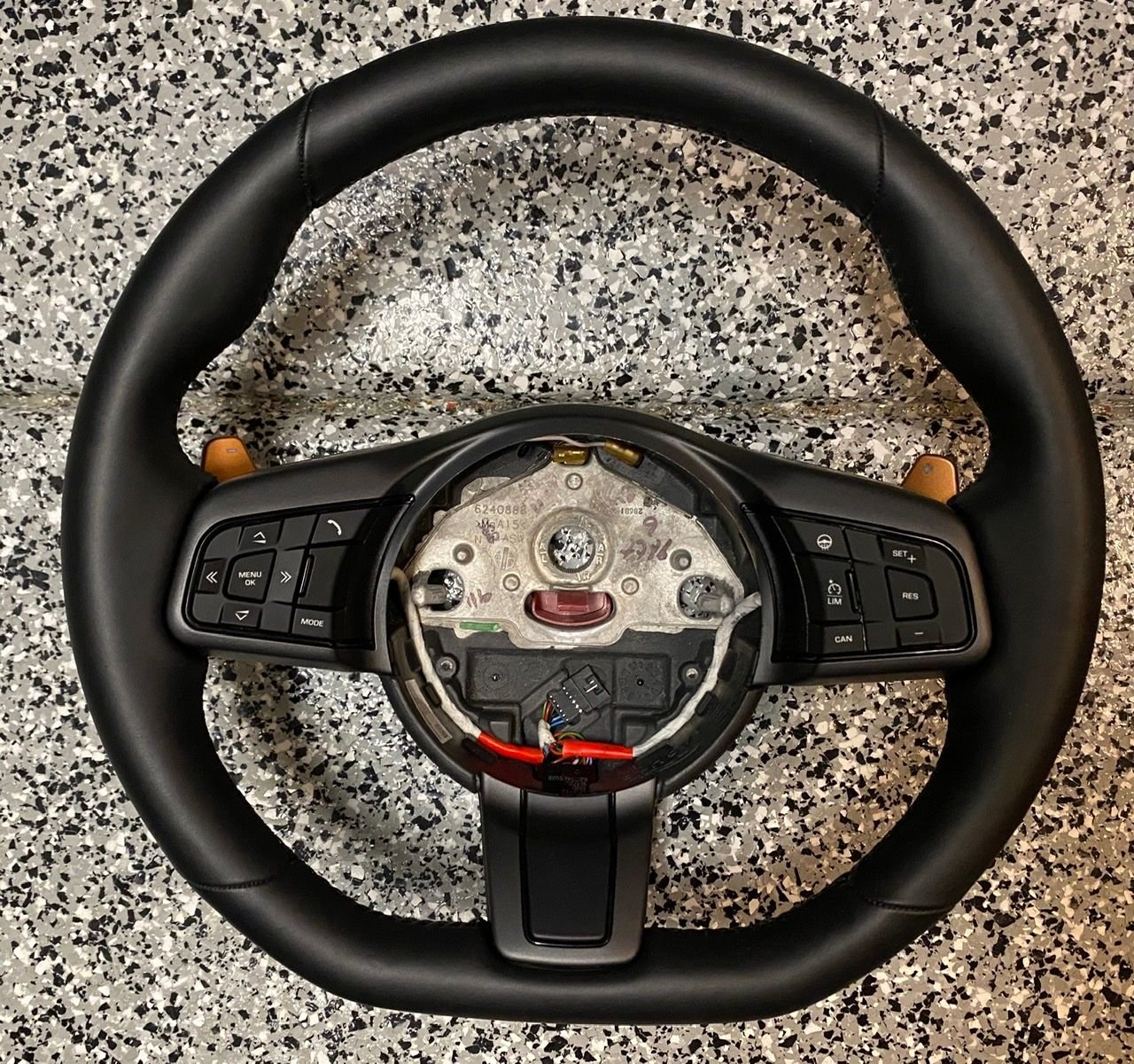 Steering/Suspension - Jaguar  F-Type Sports Steering Wheel - Used - 2017 to 2020 Jaguar F-Type - Valencia, CA 91354, United States