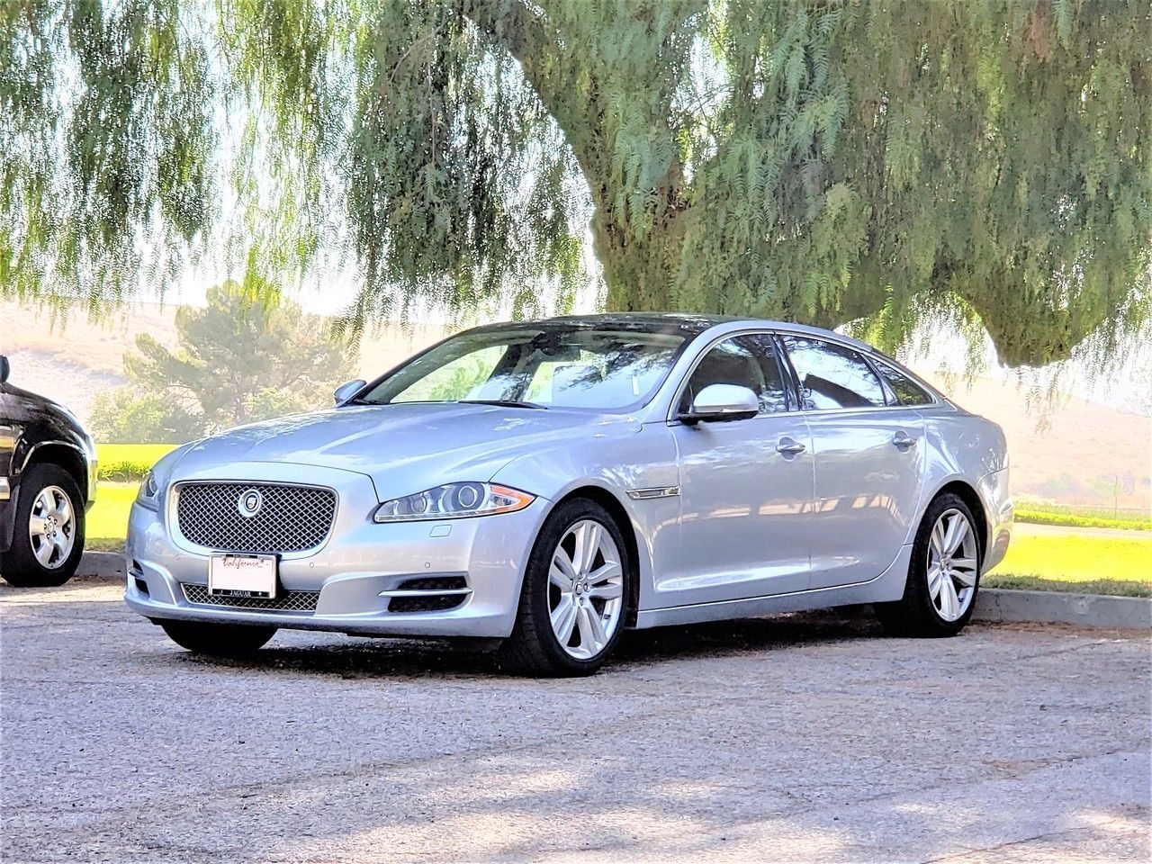 2011 Jaguar XJ - 2011 Jaguar XjL 5.0L Automatic 6 Speed RWD Low Mileage 55K Clean Tittle - Used - VIN SAJWA2GB7BLV01089 - 55,000 Miles - 8 cyl - 2WD - Automatic - Sedan - Other - Sun Valley, CA 91352, United States