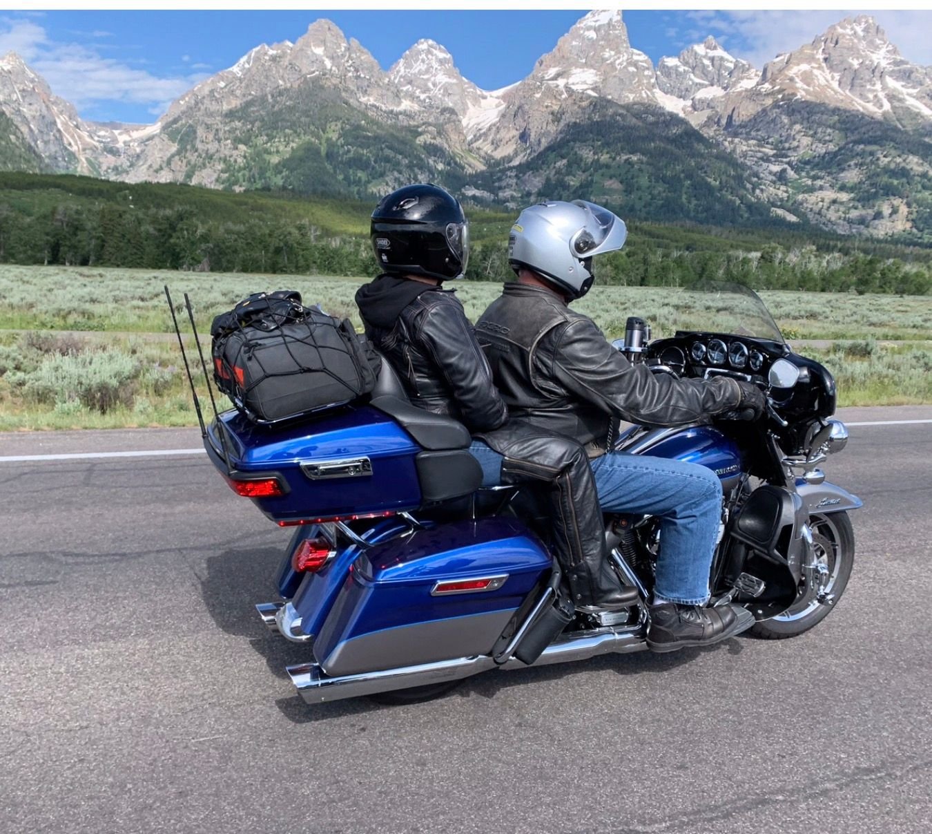 Grand Tetons in Backgound. 2017 Harley Ultra Limited, Torque Cam, Screaming Eagle Exhaust�