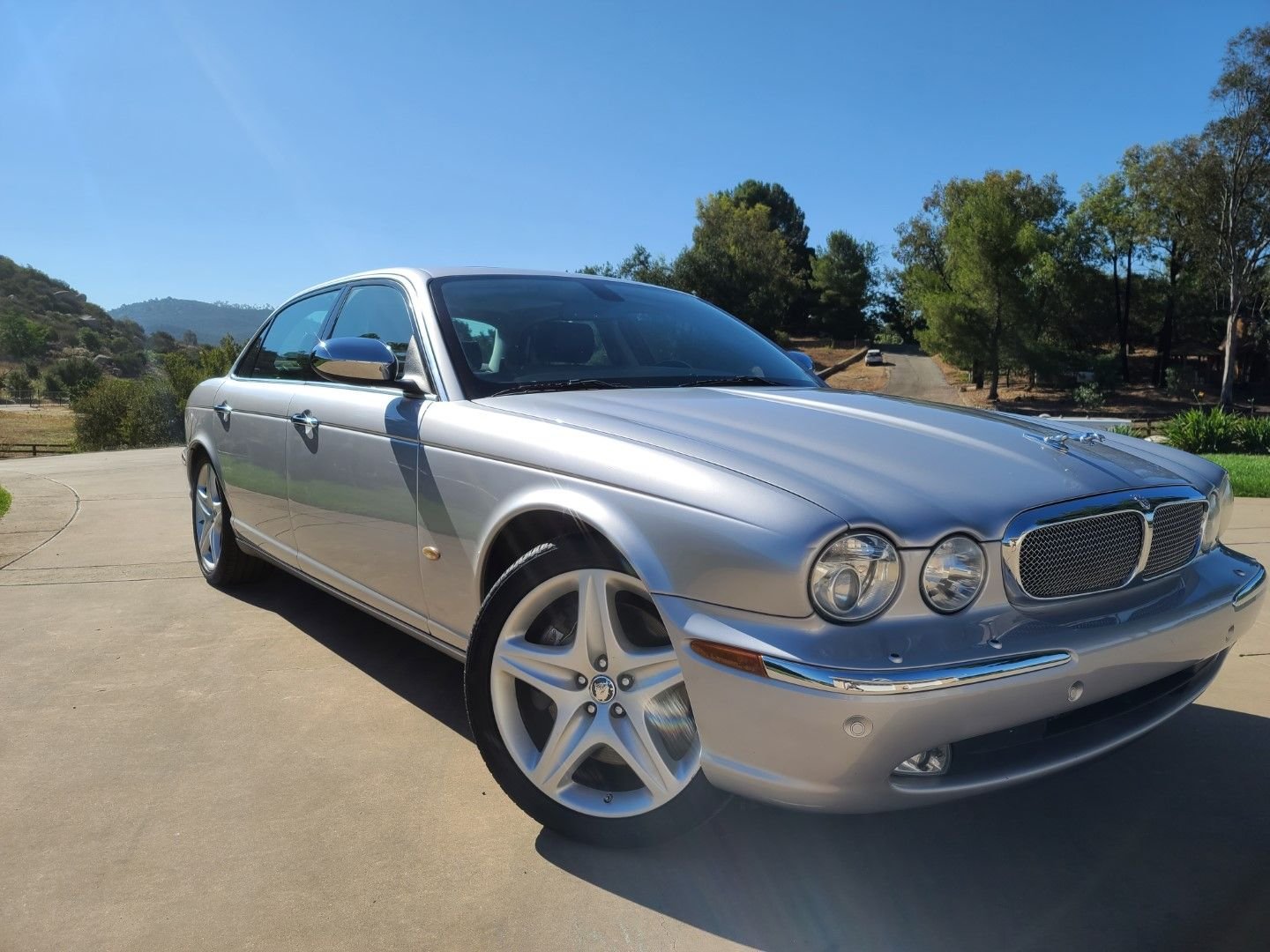 2006 Jaguar Super V8 - 2006 Jaguar Supercharged (Super V8) - Used - VIN SAJWA82C26TG49890 - 73,100 Miles - 8 cyl - 2WD - Automatic - Sedan - Silver - Valley Center, CA 92027, United States