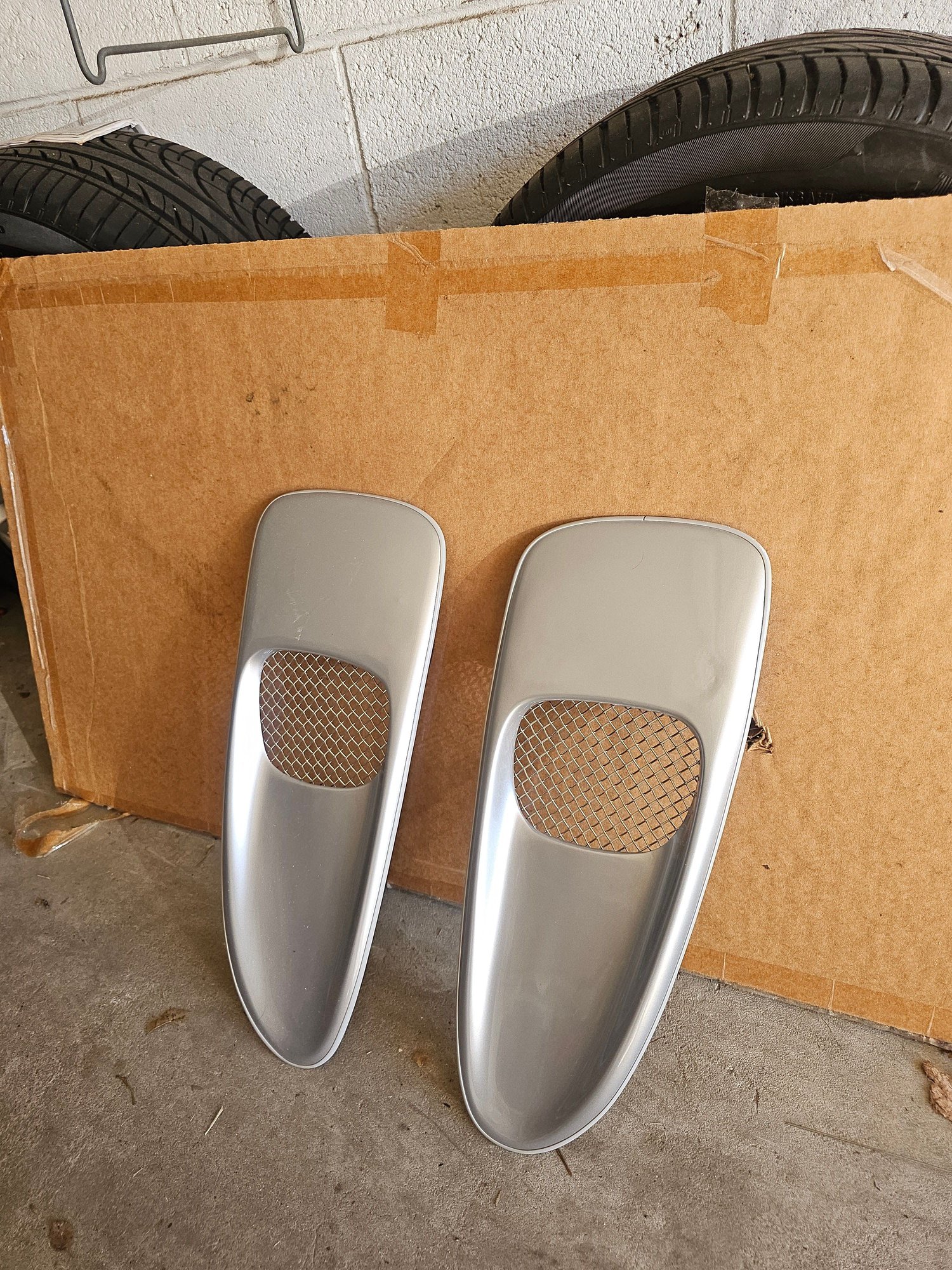 2005 Jaguar XKR - 2005 Jaguar XKR convertible "White badge " - Used - Philadelphia, PA 19152, United States