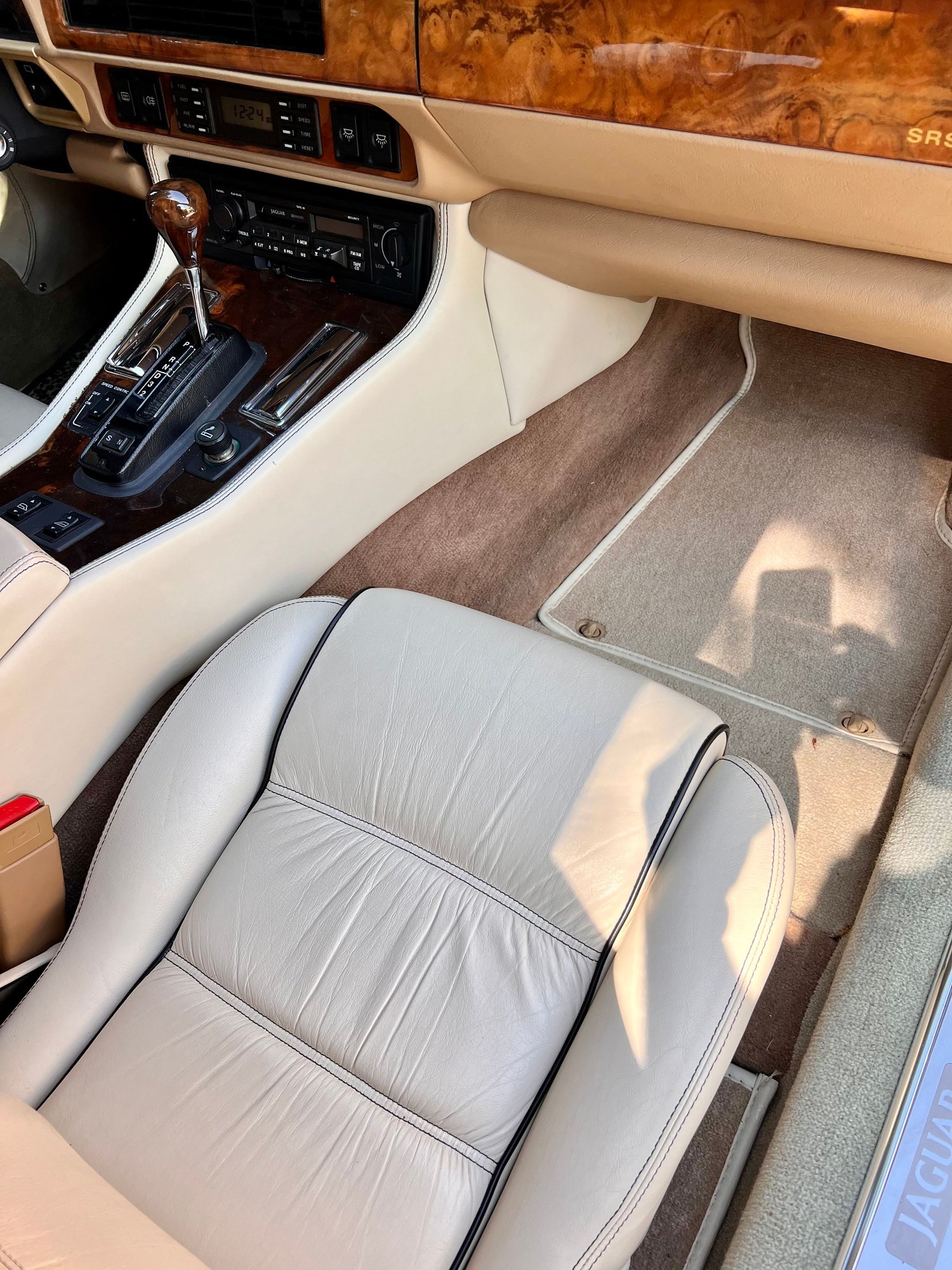 1994 Jaguar XJS - 1994 XJS -V12 coupe 11324 original miles - Used - VIN SAJNX5345RC190047 - 11,324 Miles - 12 cyl - 2WD - Automatic - Coupe - Black - Los Angeles, CA 91602, United States