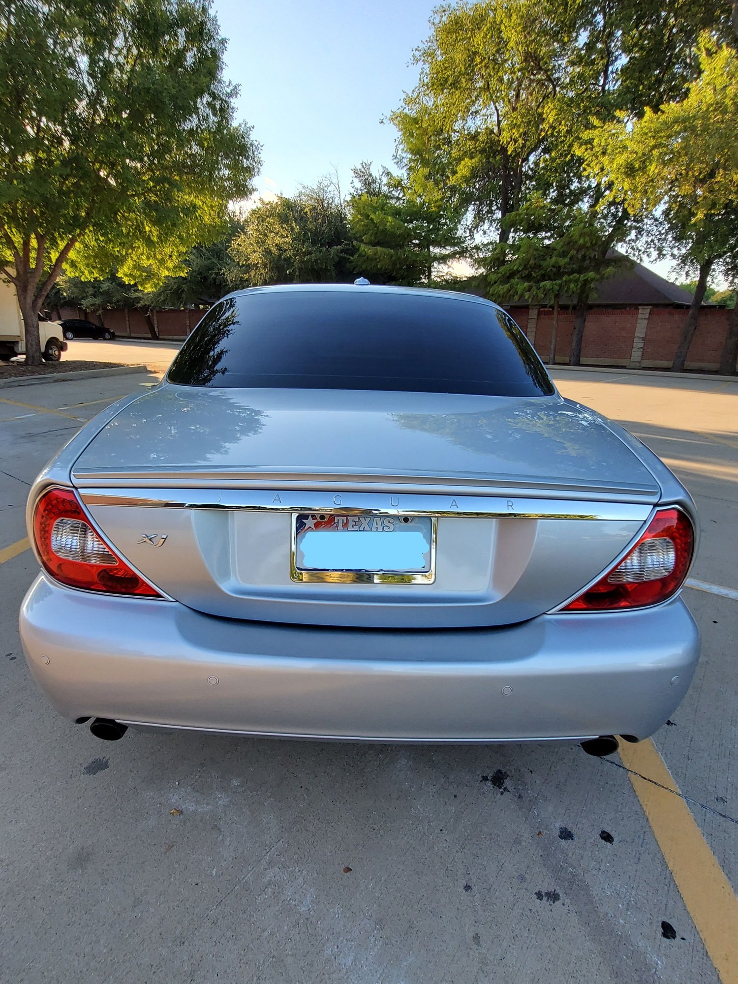 2008 Jaguar XJ8 - 2008 XJ8 L Silver 103k miles X358 - Used - VIN SAJWA79B88SH20042 - 103,146 Miles - 8 cyl - 2WD - Automatic - Sedan - Silver - Frisco, TX 75035, United States