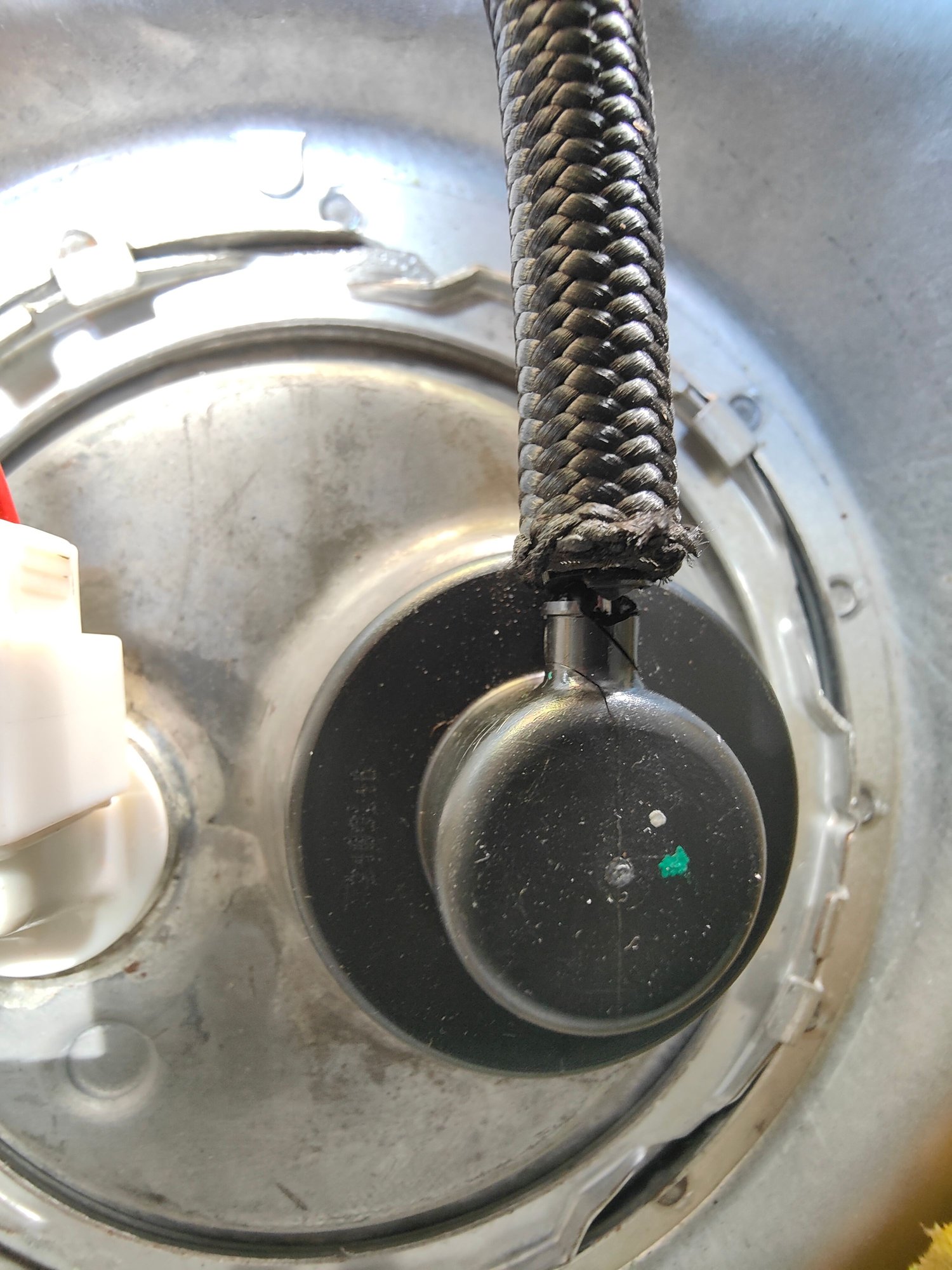 X100 4.2S Fuel tank one way valve repair/ replacement? Jaguar Forums Jaguar Enthusiasts Forum