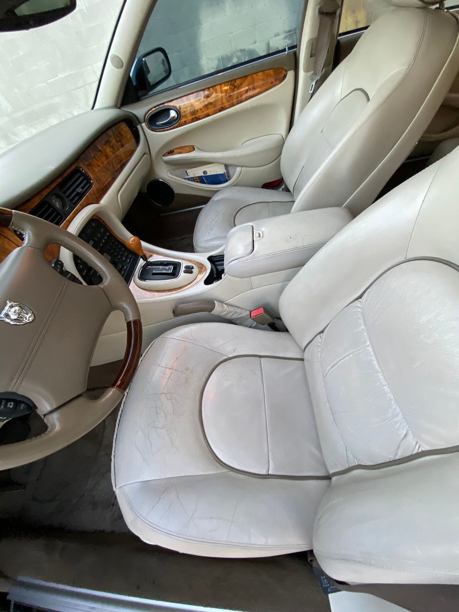 1998 Jaguar Vanden Plas - Super Clean 1998 XJ8 VDP - Used - VIN SAJKX624XWC842389 - 105,000 Miles - 8 cyl - 2WD - Automatic - Sedan - Black - Northridge, CA 91324, United States