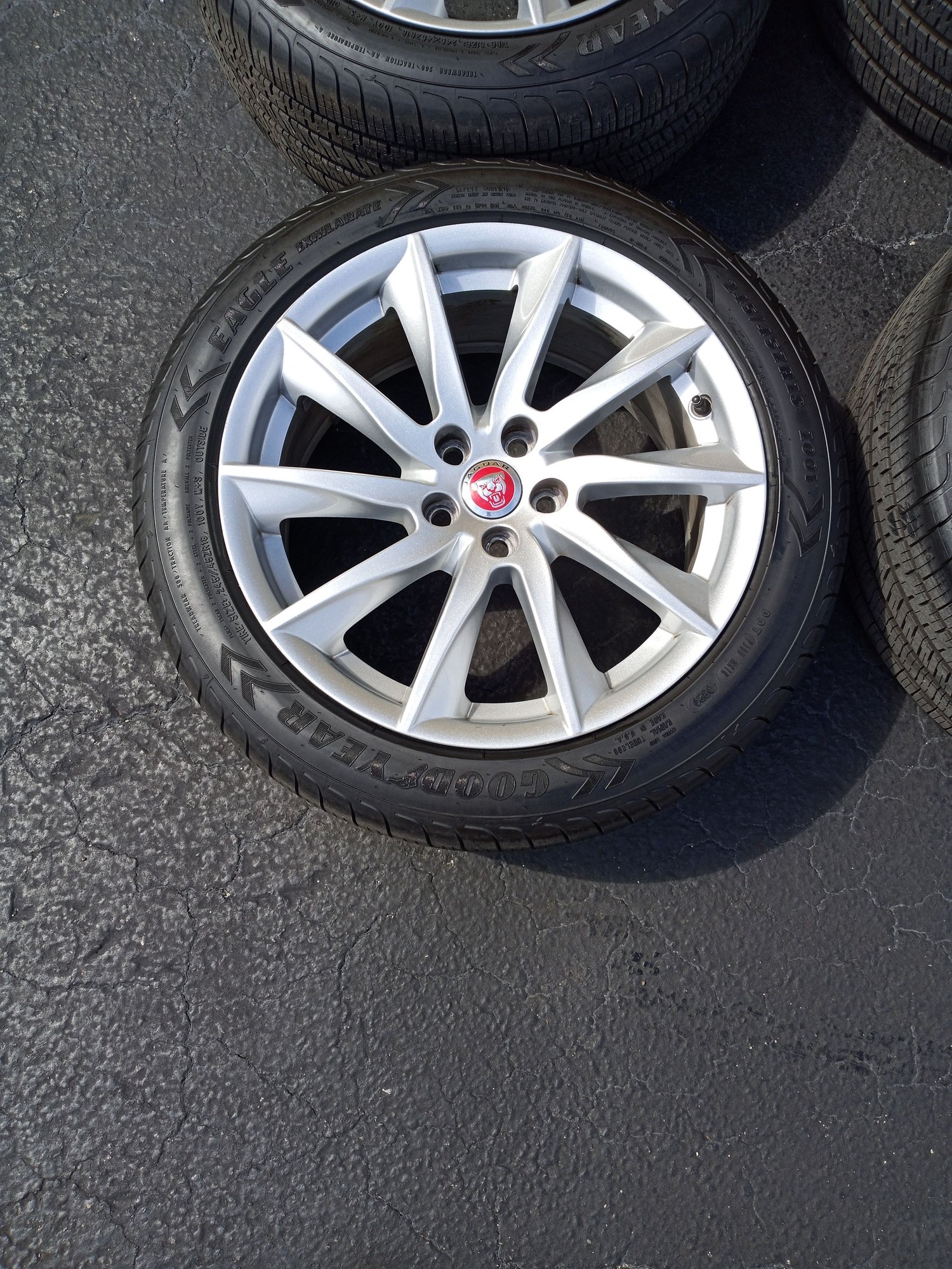 Wheels and Tires/Axles - Jaguar Factory F-Type Vela 10 spoke 18" OEM Staggered Wheels Rim Tires - Used - 2013 to 2021 Jaguar F-Type - 2010 to 2021 Jaguar All Models - Delray Beach, FL 33445, United States