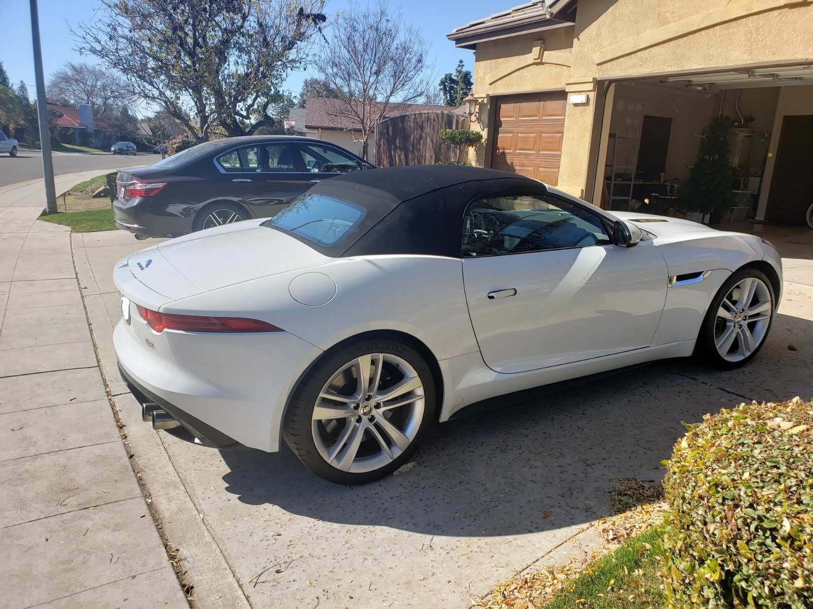 2014 Jaguar F-Type - 2014 Jaguar V8S - Used - VIN SAJWA6GL1EMK07752 - 56,300 Miles - 8 cyl - 2WD - Automatic - Convertible - White - Fresno, CA 93711, United States