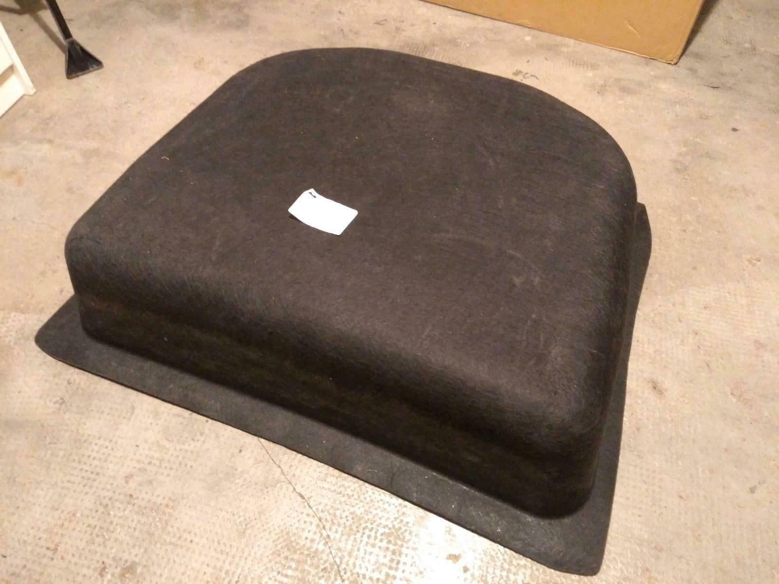 Accessories - Boot/Trunk spare wheel carpet liner - Used - Munich, Germany