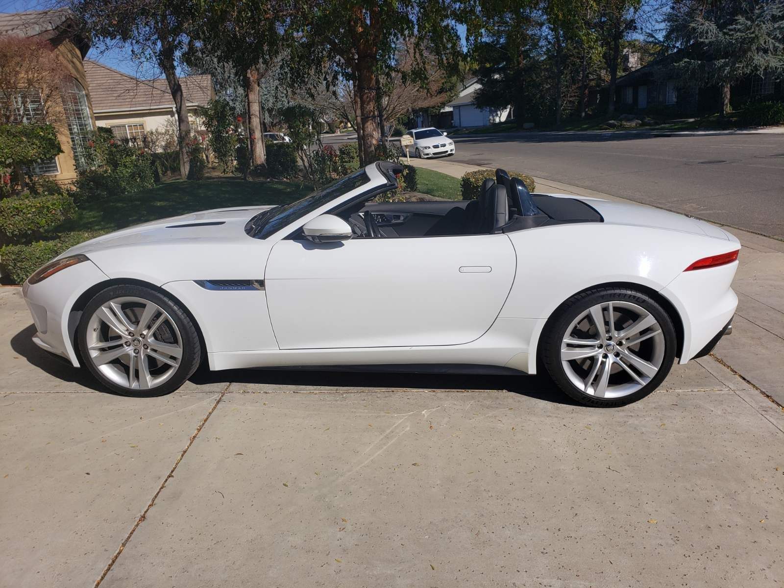 2014 Jaguar F-Type - 2014 Jaguar V8S - Used - VIN SAJWA6GL1EMK07752 - 56,300 Miles - 8 cyl - 2WD - Automatic - Convertible - White - Fresno, CA 93711, United States