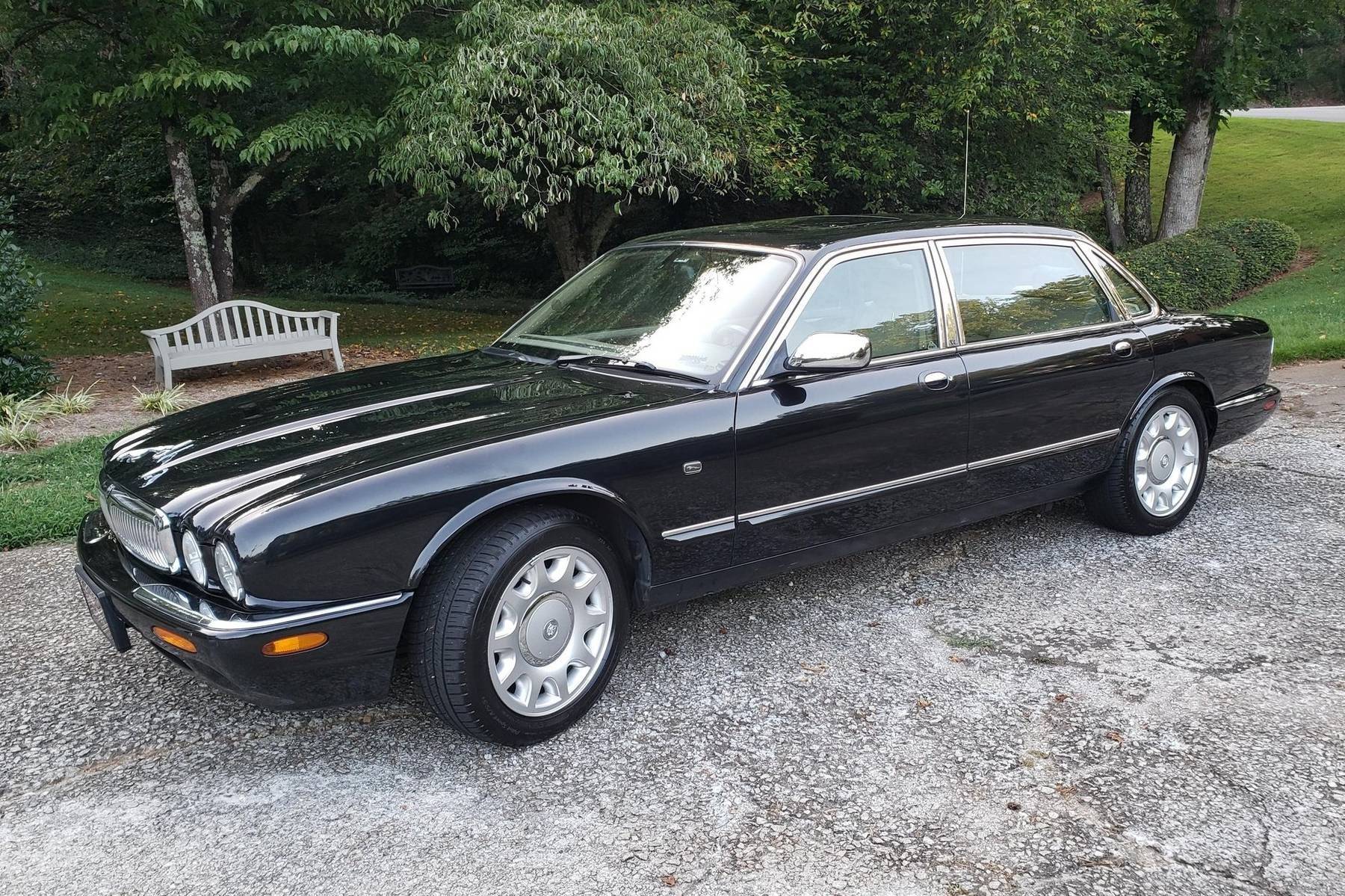 2003 Jaguar Vanden Plas - 2003 XJ8 Super V8 - Used - VIN SAJDA25B03MF51213 - 84,500 Miles - 8 cyl - 2WD - Automatic - Sedan - Black - Atlanta, GA 30312, United States