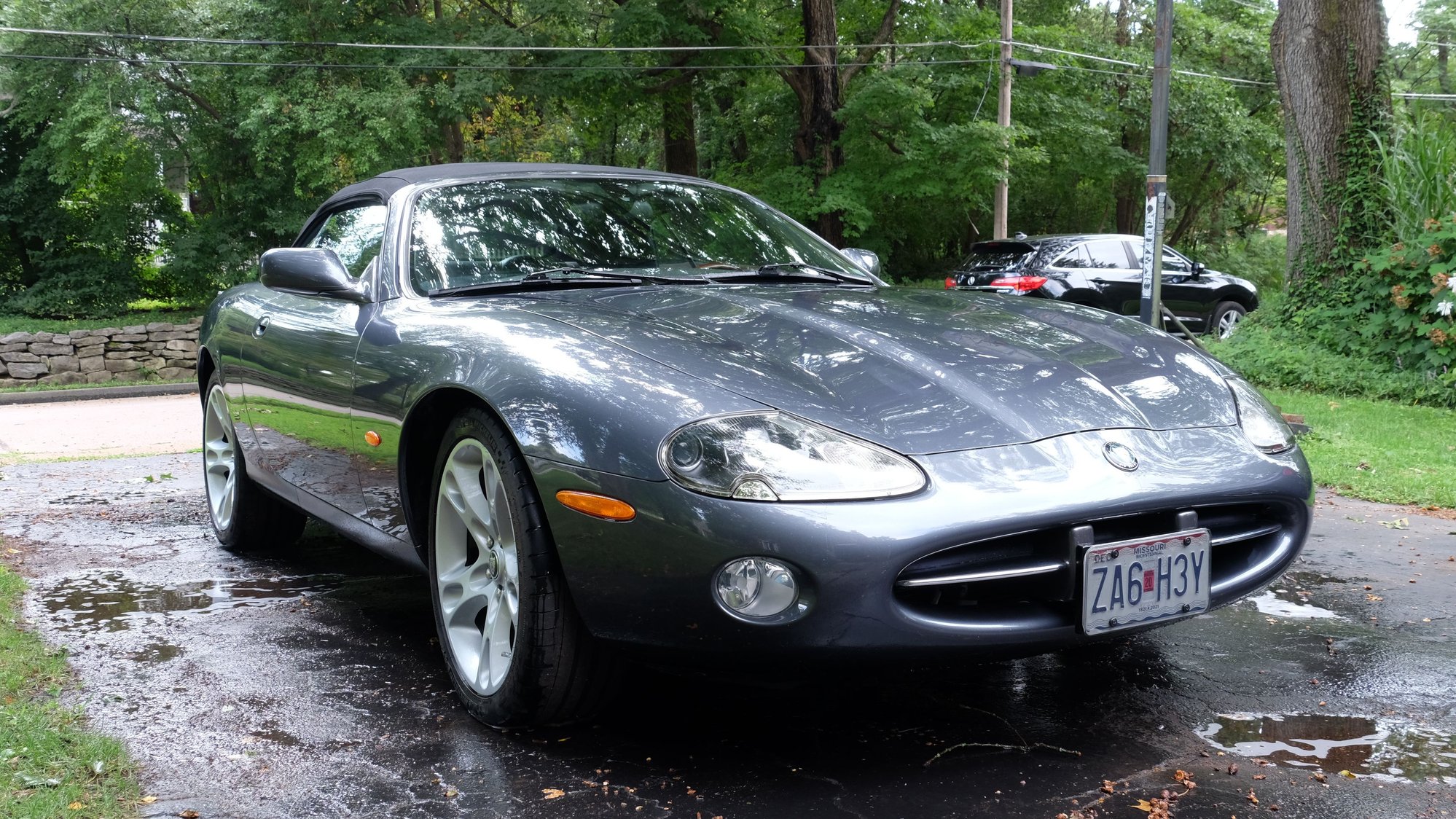 2004 Jaguar XK8 - 2004 Jaguar XK8 - Used - VIN SAJDA42C842A37888 - 45,854 Miles - 8 cyl - 2WD - Automatic - Convertible - Gray - St. Louis, MO 63119, United States