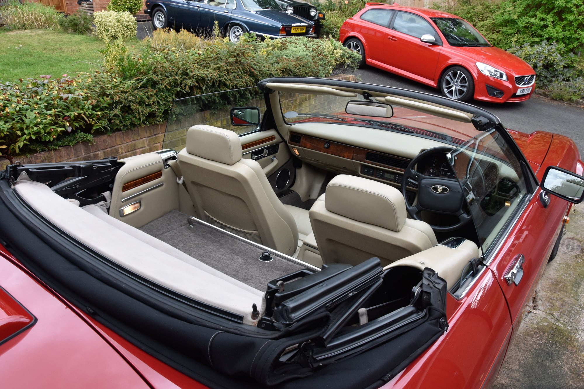 1993 Jaguar XJS - 1993 Jaguar XJS 5.3 V12 Convertible - Mechanically Restored - Outstanding - Used - VIN SAJJNJDW3EP182547 - 70,000 Miles - 12 cyl - 2WD - Automatic - Convertible - Red - Birmingham B388, United Kingdom