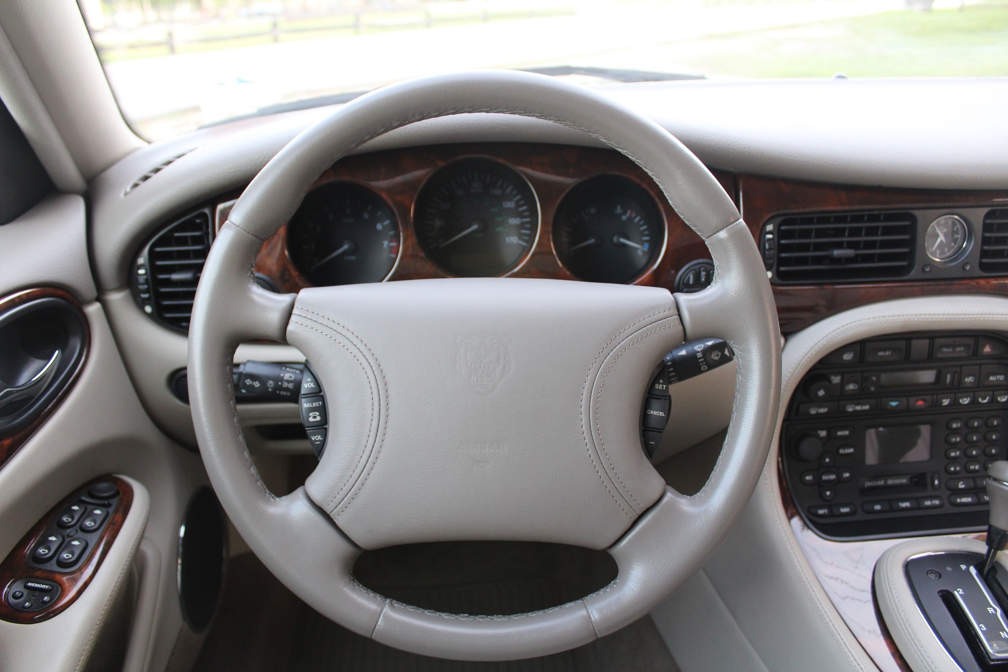 2000 Jaguar XJ8 - 2000 Jaguar XJ8L 13k miles - Used - VIN Sajda23c5ylf17292 - 13,320 Miles - 8 cyl - 2WD - Automatic - Sedan - Blue - Miami, FL 33173, United States