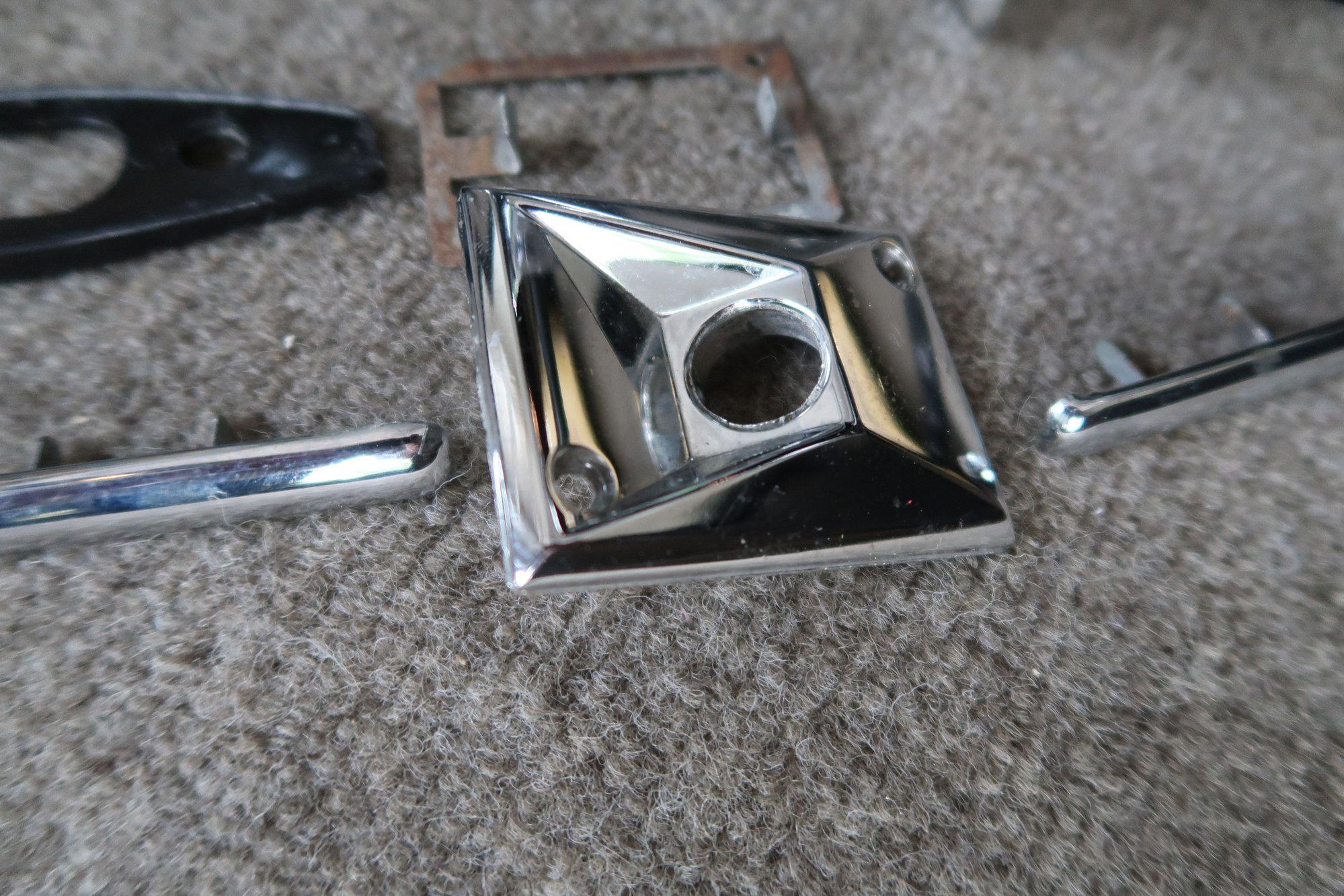 Exterior Body Parts - Jaguar Door Mirror, LH BD40822. Condition is Used. - Used - 1963 to 1974 Jaguar XKE - Eugene, OR 97401, United States