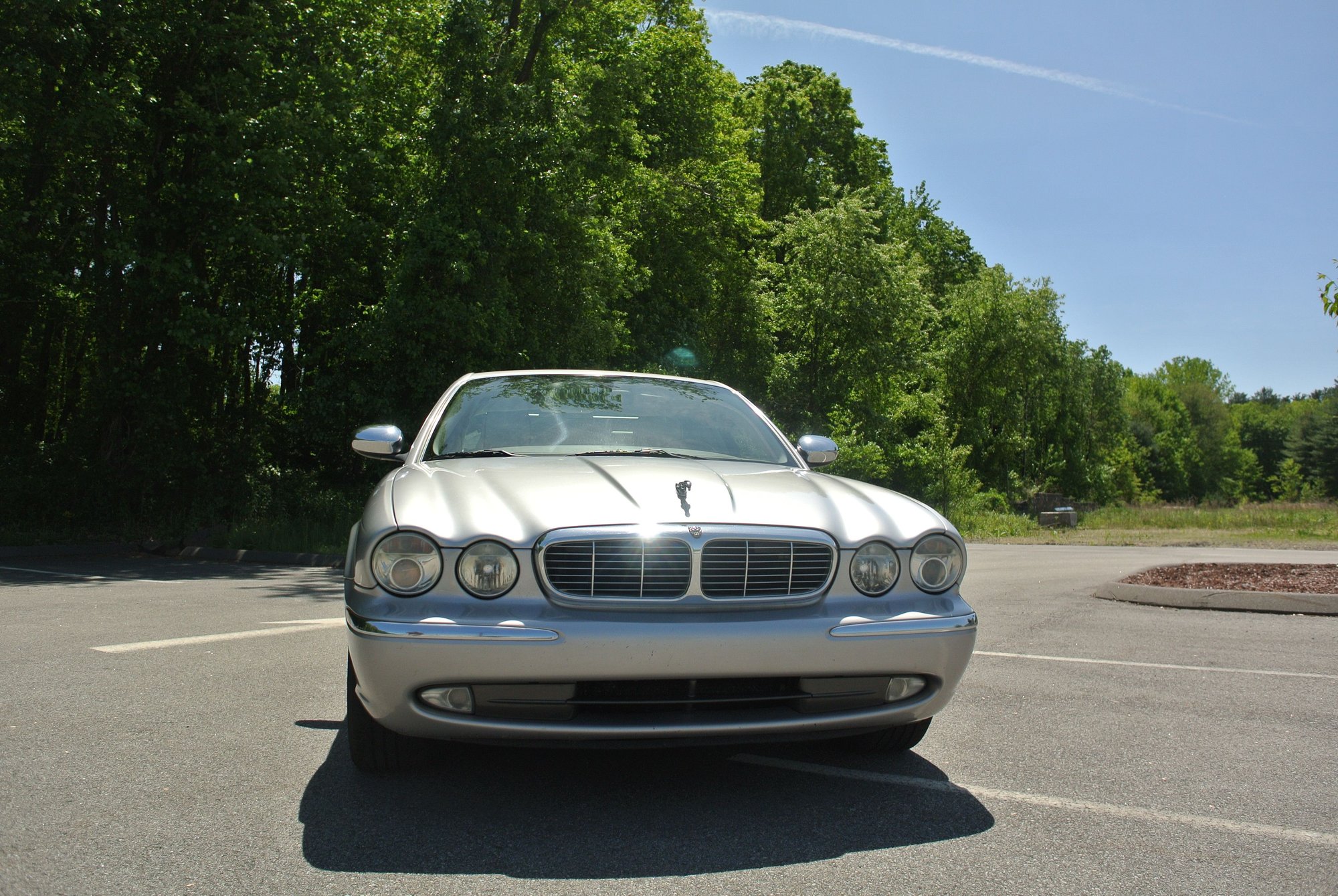 2004 Jaguar Vanden Plas - 2004 Jaguar Vanden Plas with fully fucntioning factory air-electronic suspension - Used - VIN SAJEA74C14SG11606 - 167,200 Miles - 8 cyl - 2WD - Automatic - Sedan - Silver - South Windsor, CT 06074, United States