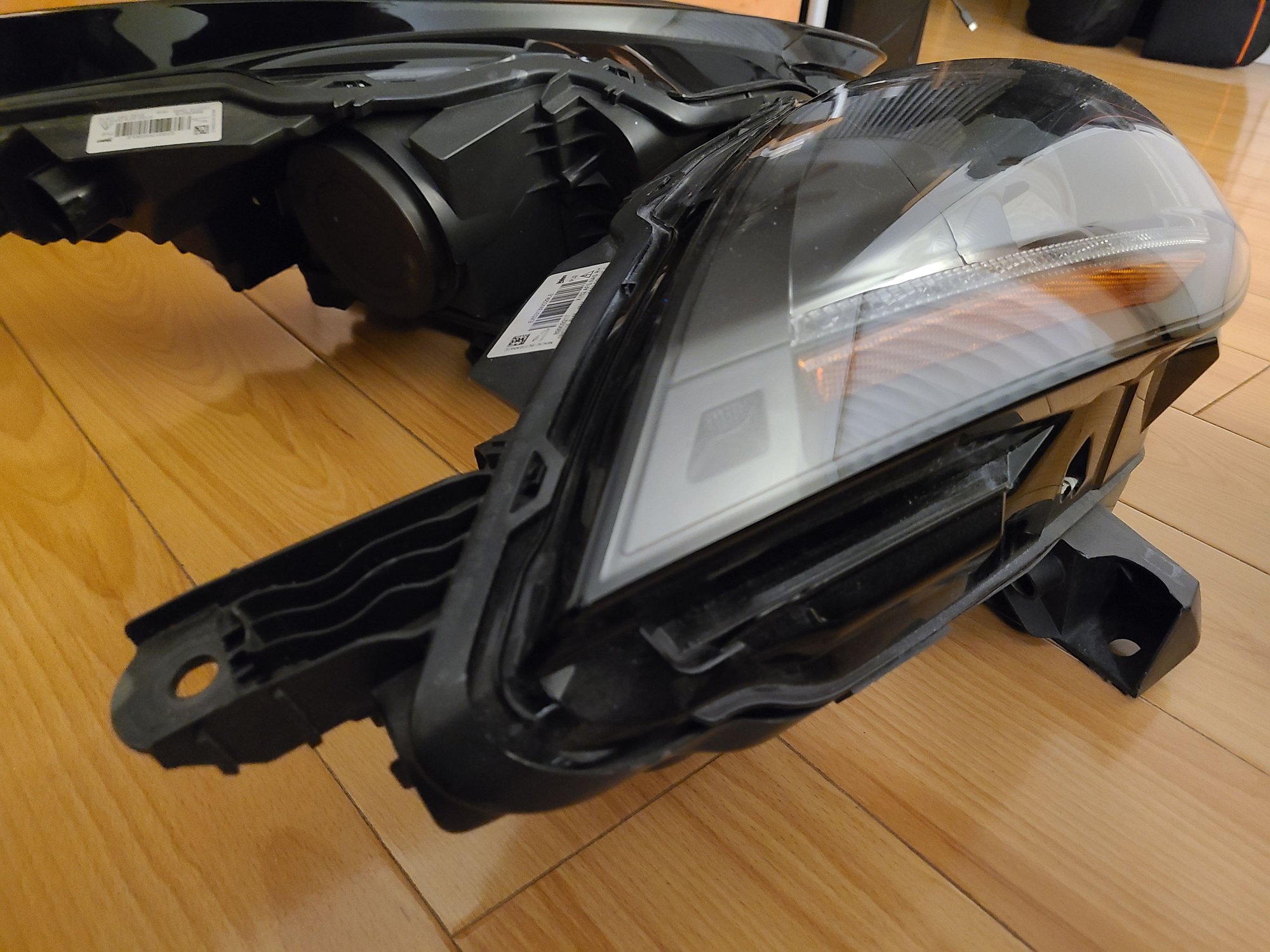 Lights - FS: Jaguar F-Type HID headlights L+R with steering wheel tracking - Used - 2013 to 2017 Jaguar F-Type - Arcadia, CA 91007, United States