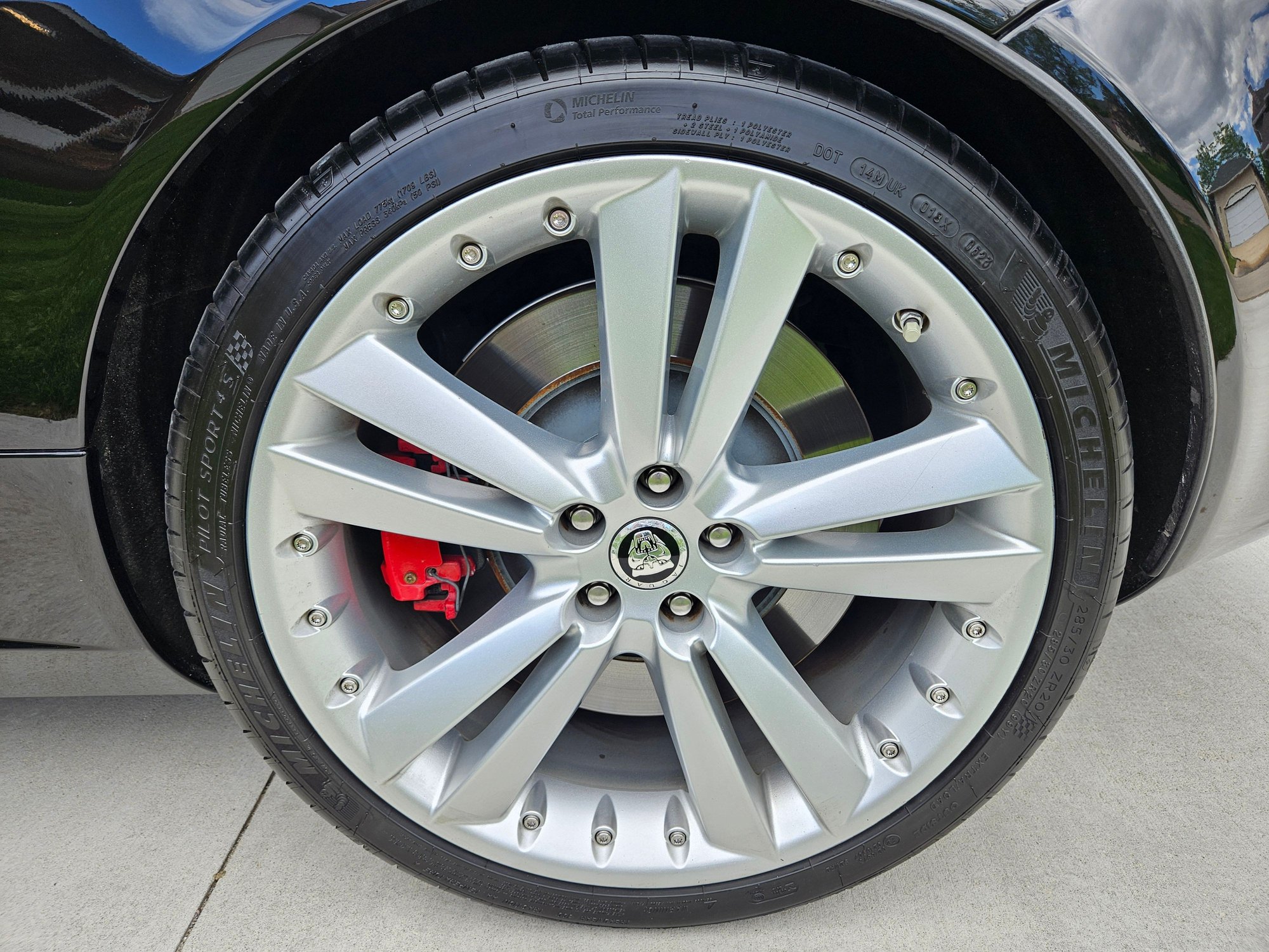 2011 Jaguar XKR - 2011 XKR Convertible - Used - VIN Sajxa4ec7bmb44800 - 43,000 Miles - 8 cyl - 2WD - Automatic - Convertible - Black - Winnipeg, MB R3Y1K1, Canada