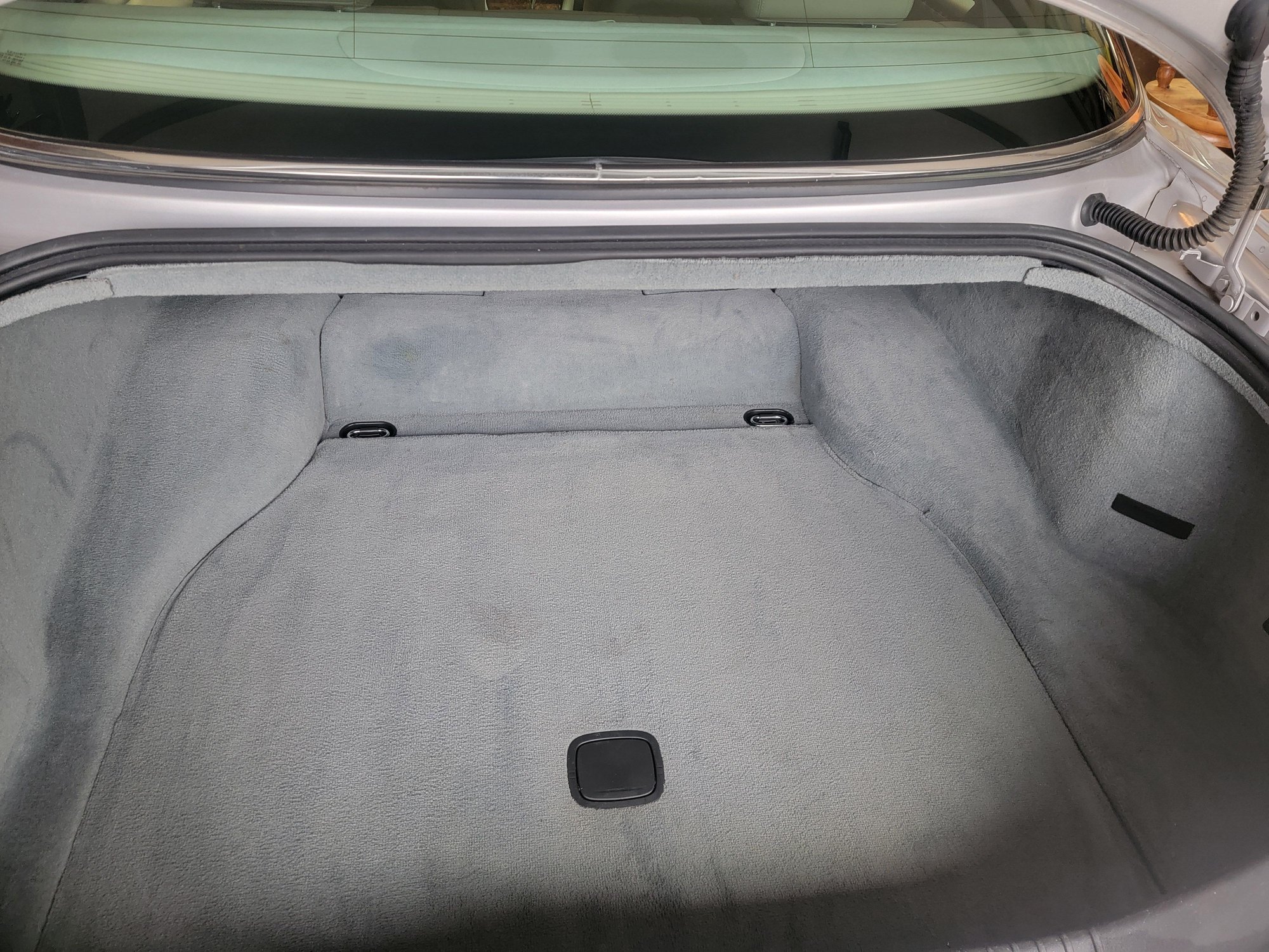2004 Jaguar XJ8 - 2004 XJ8 for sale - New - VIN SAJWA71C14SG16572 - 133,000 Miles - 8 cyl - 2WD - Automatic - Sedan - Silver - Cameron Park, CA 95682, United States