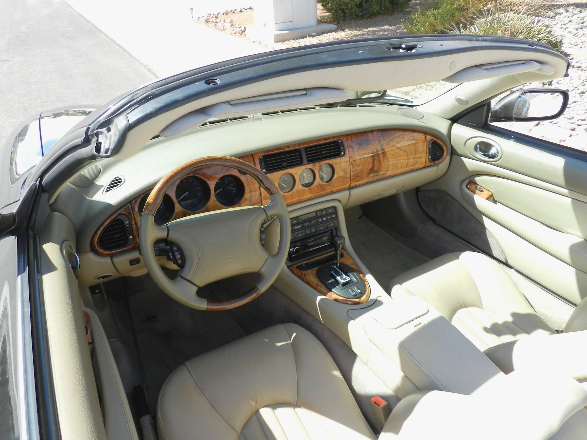 1998 Jaguar XK8 - 98 Jaguar XK8 Upgrades Are Done - Used - VIN SAJGX2244WC018659 - 95,000 Miles - 8 cyl - 2WD - Automatic - Convertible - Beige - Las Vegas, NV 89130, United States