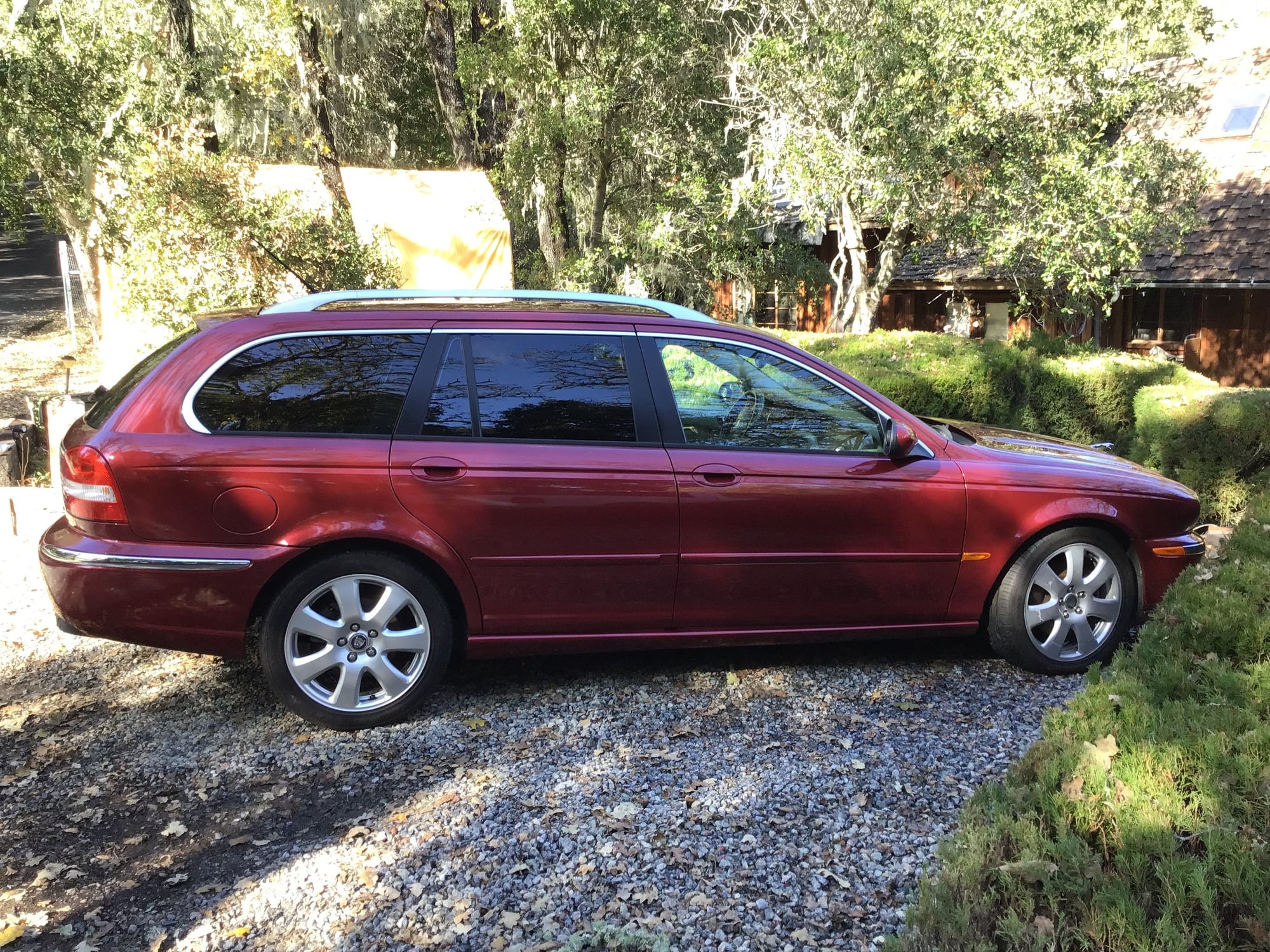 2005 Jaguar X-Type - 2005 x type wagon 3.0 - Used - VIN SAJWA54A05WE56421 - 127,490 Miles - 6 cyl - AWD - Automatic - Wagon - Red - Templeton, CA 93465, United States