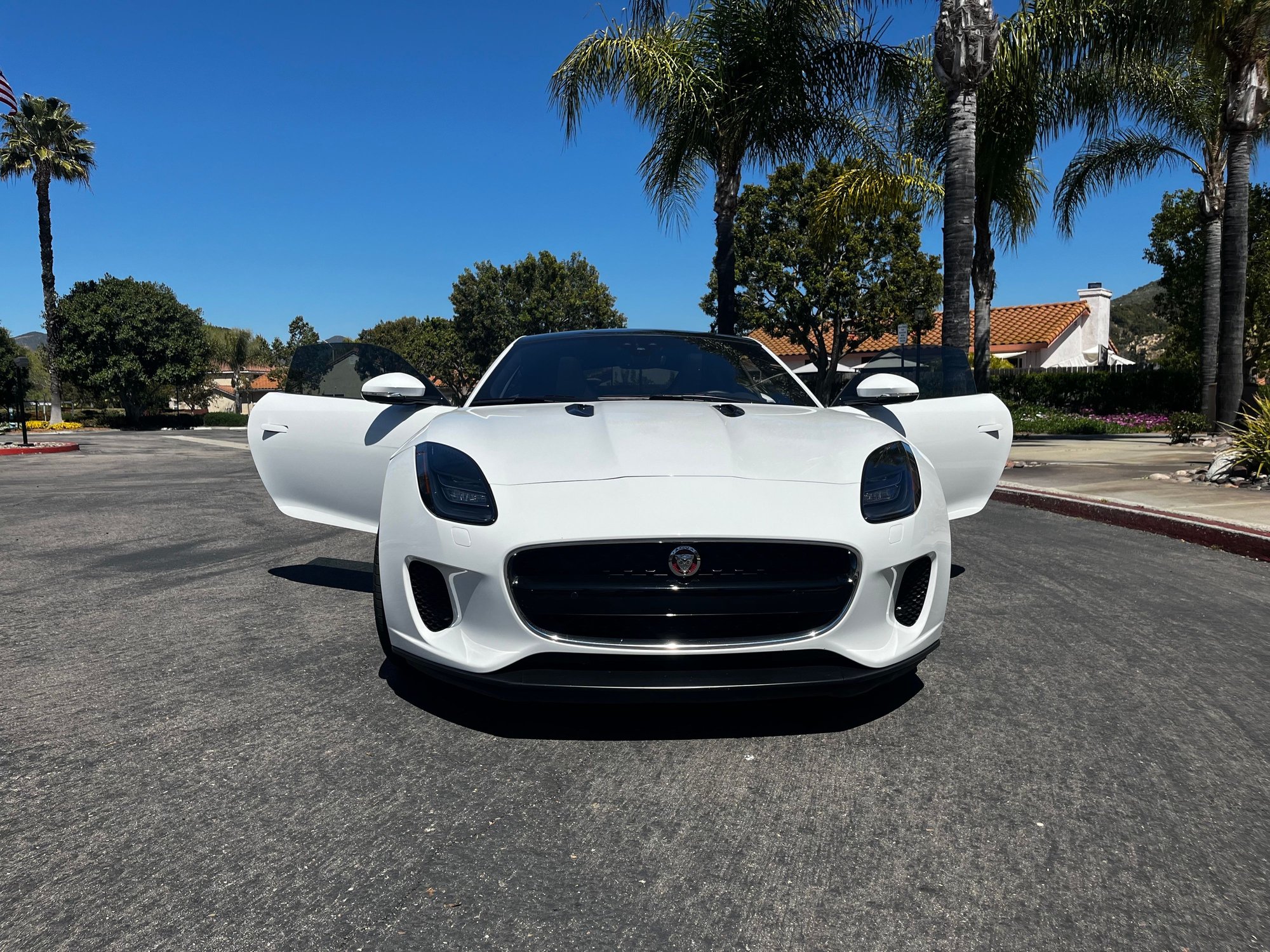 2020 Jaguar F-Type - 2020 F-Type P300 Coupe - Used - VIN SAJDD1GX3LCK68530 - 13,481 Miles - 4 cyl - 2WD - Automatic - Coupe - White - Fallbrook, CA 92028, United States