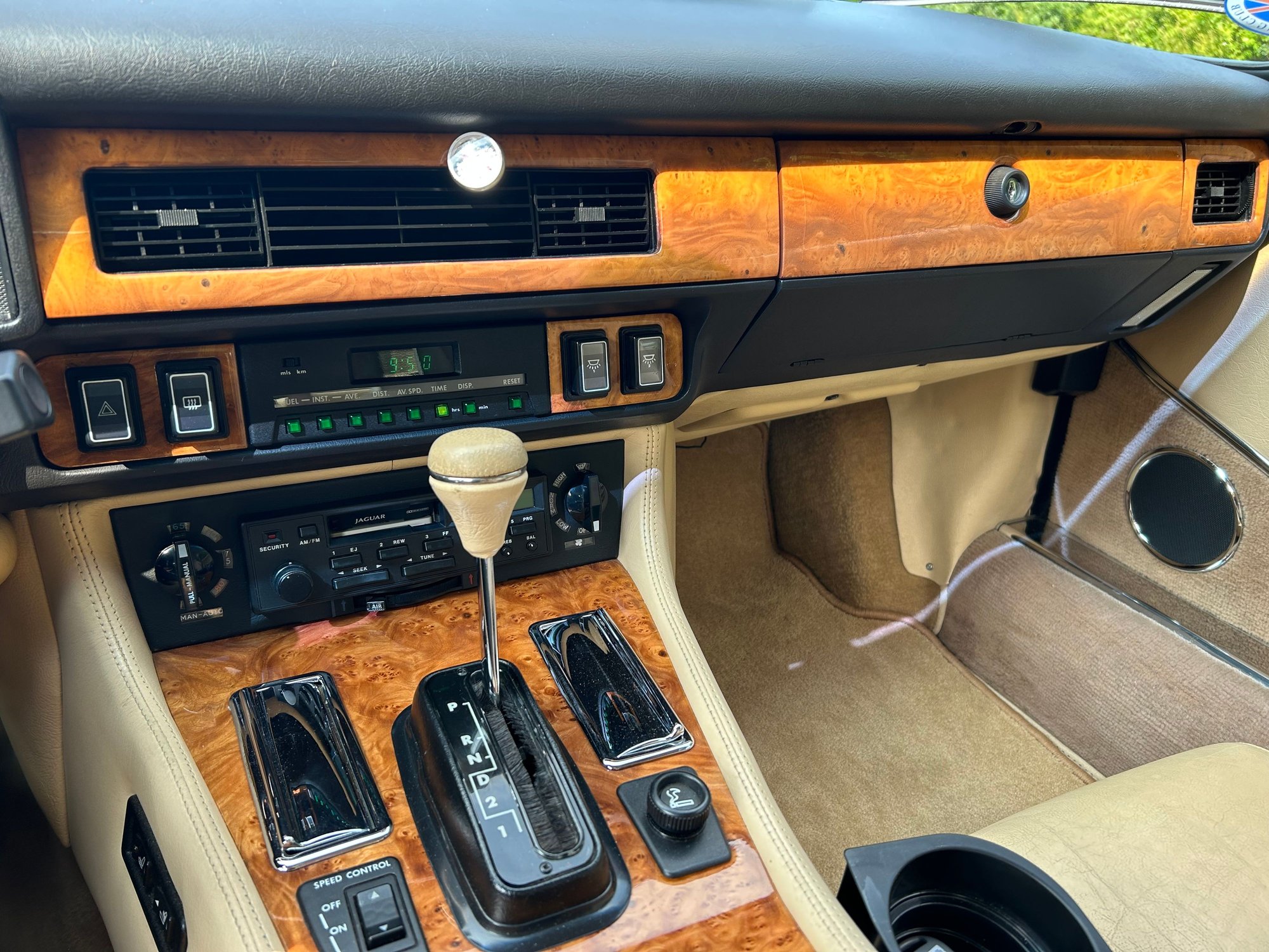 1991 Jaguar XJS - 1991 Jaguar XJS - Used - VIN SAJTW5842MC177301 - 88,500 Miles - 12 cyl - 2WD - Automatic - Coupe - Gold - Warrington, PA 18976, United States