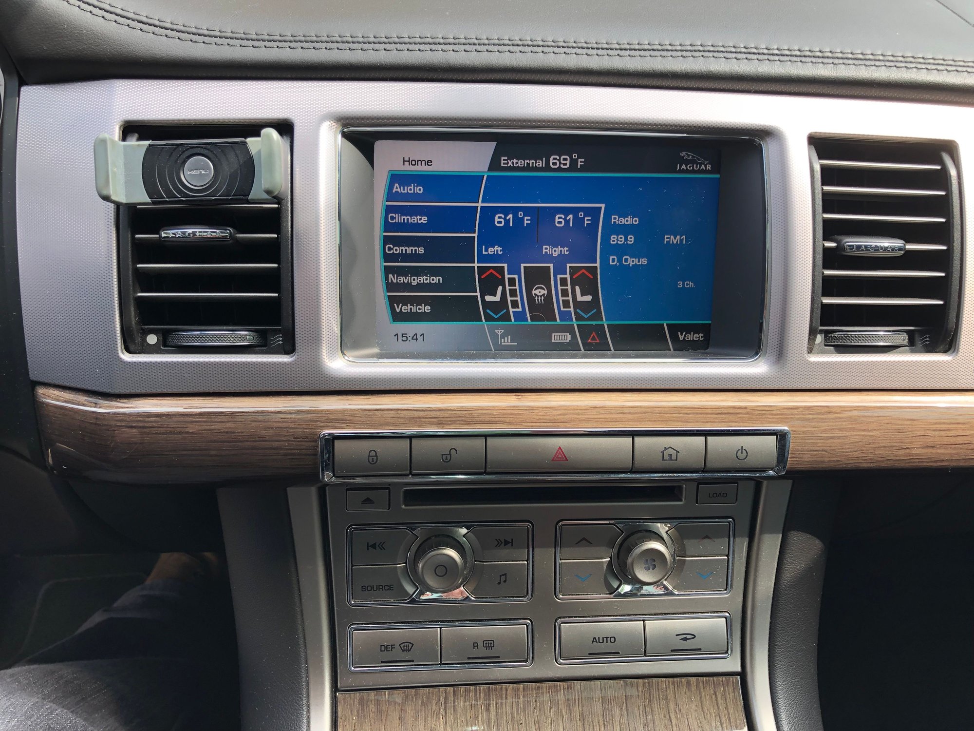 2009 Jaguar XF - Jaguar XF Supercharged 420 HP - 65K miles. Portland, OR - Used - VIN SAJWA07C991R25134 - 8 cyl - 2WD - Automatic - Sedan - Gray - Portland, OR 97224, United States