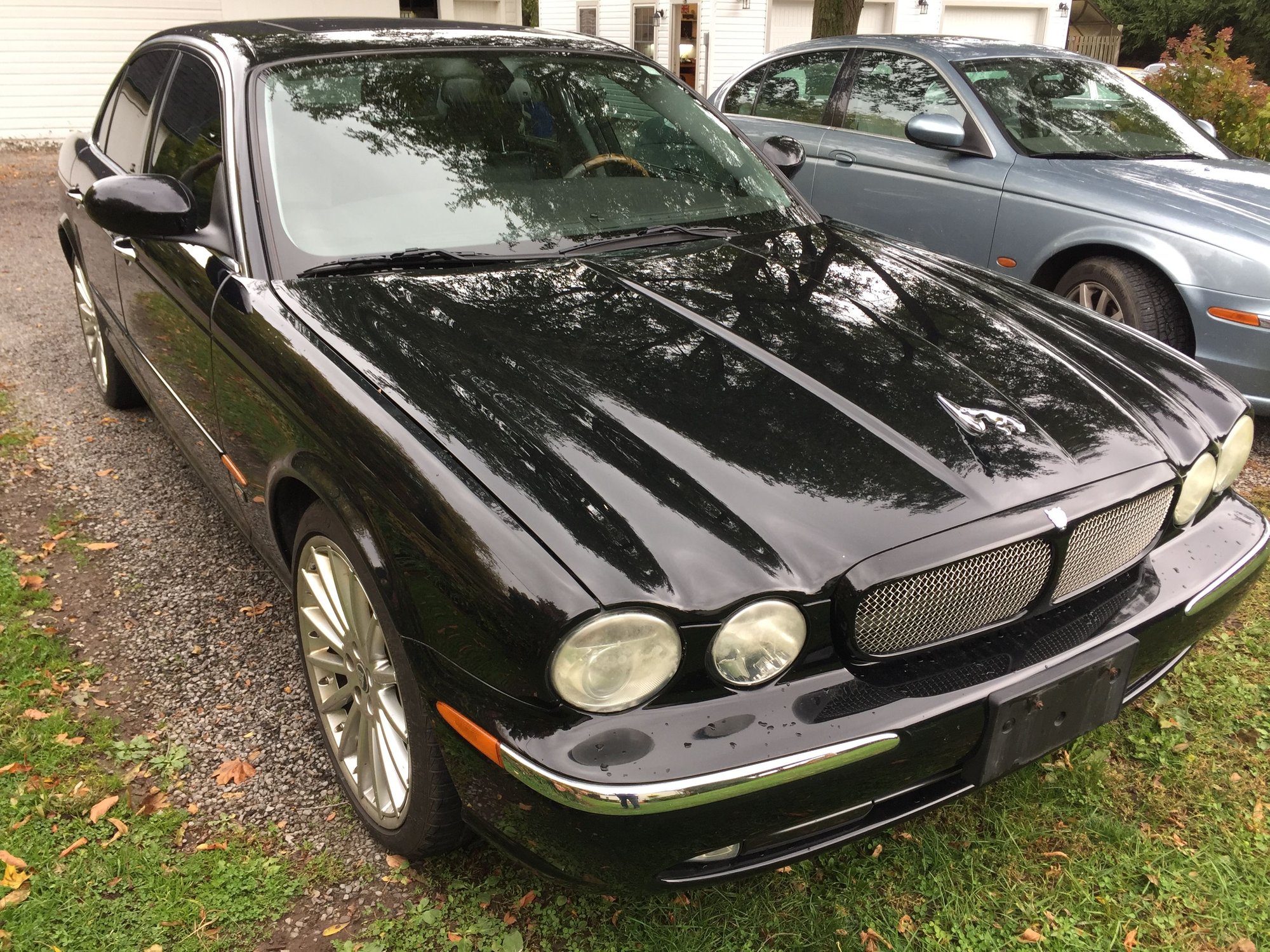 2005 Jaguar XJR - 2005 XJR  27,000 miles - Used - VIN SAJWA738115TG3662 - Niagara On The Lake, ON L0S1J0, Canada