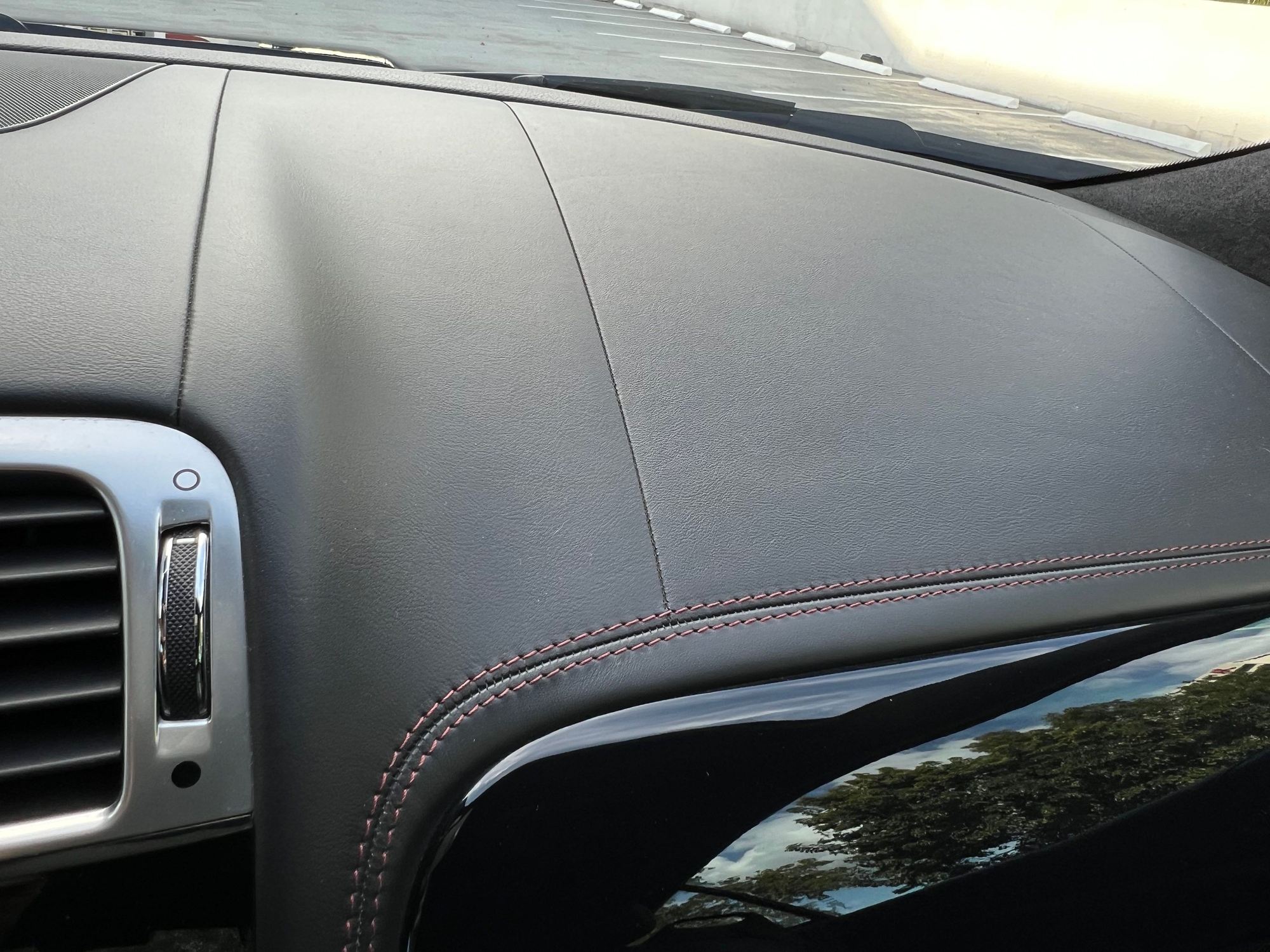 2013 Jaguar XKR - 2-owner dealer serviced 2013 XKR - Used - VIN SAJWA4DC7DMB51021 - 63,887 Miles - 8 cyl - 2WD - Automatic - Coupe - Black - Fort Lauderdale, FL 33308, United States