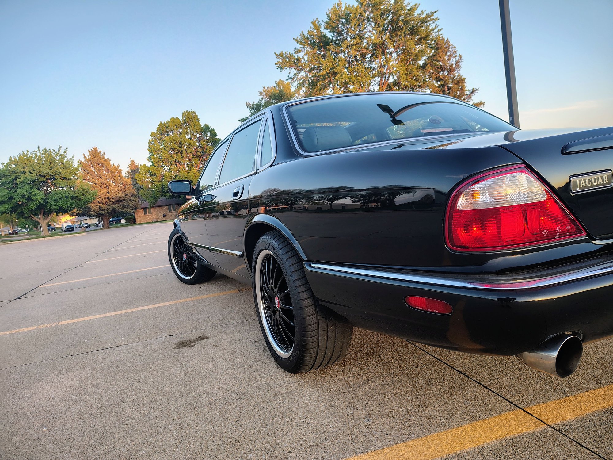 2000 Jaguar XJR - Clean Black on Black XJR - Used - VIN SAJDA15BOYMF16169 - 85,200 Miles - 8 cyl - 2WD - Automatic - Sedan - Black - Sioux City, IA 51106, United States
