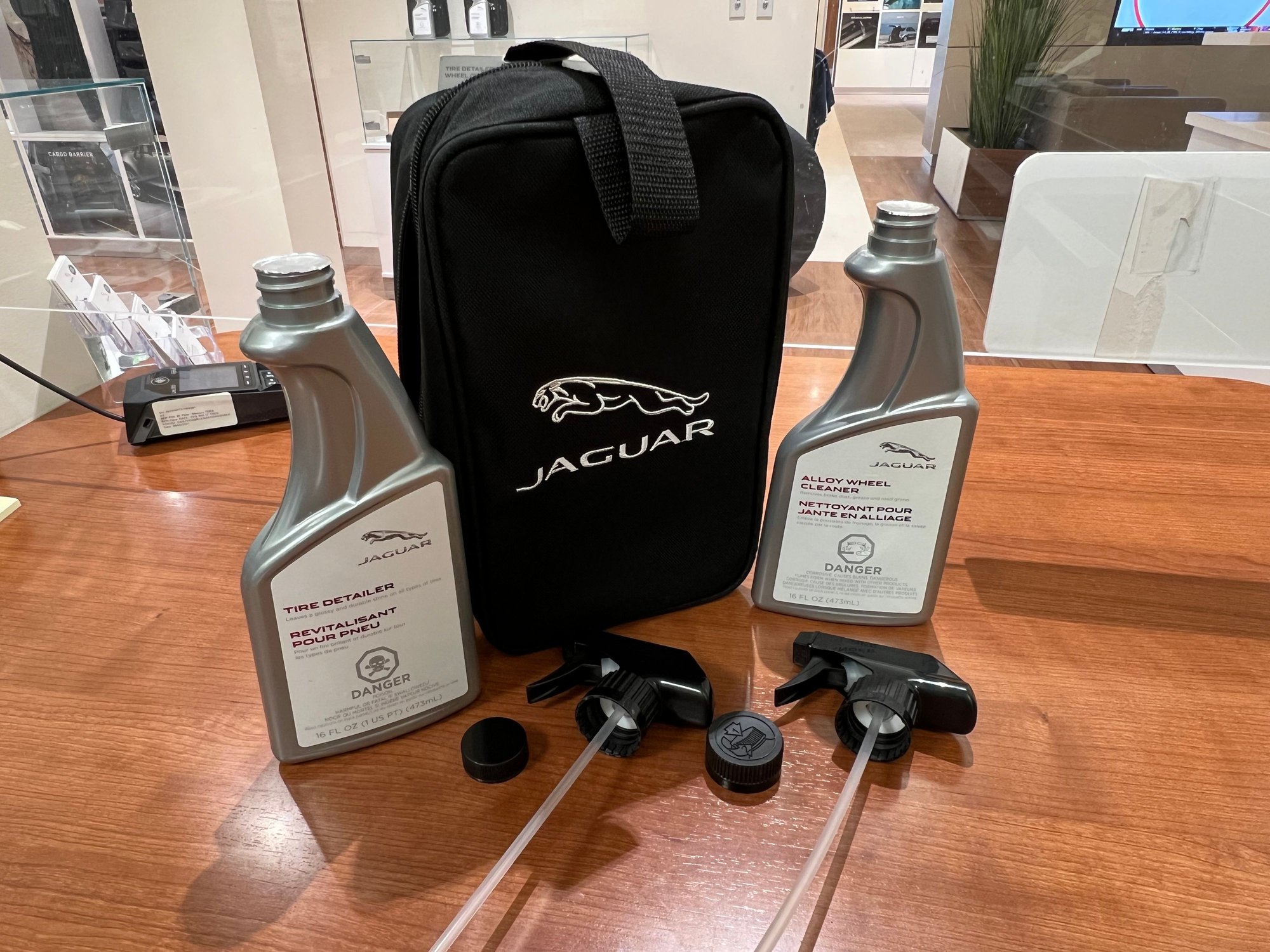 Accessories - Jaguar wheel and tire detailing kit - New - 0  All Models - Louisville, KY 40207, United States