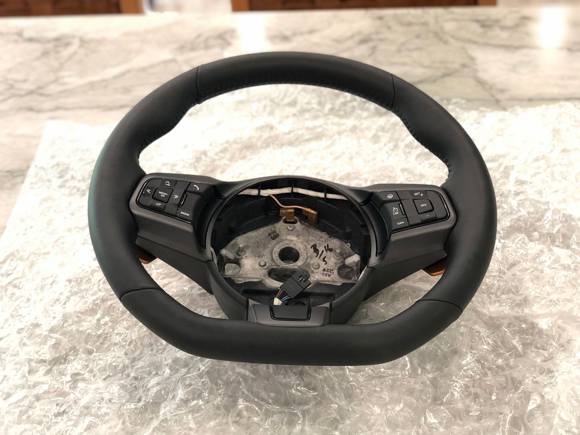 Interior/Upholstery - F-Type Sports Steering Wheel - Used - 2014 to 2019 Jaguar F-Type - Miami, FL 33156, United States