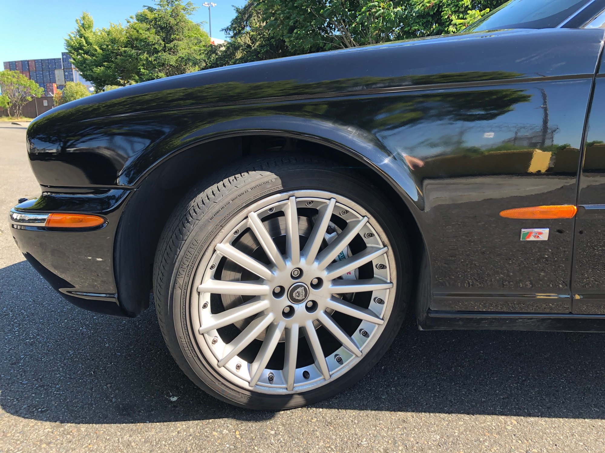 2004 Jaguar XJR - 2004 XJR for Sale - Used - VIN SAJWA73B34TG19553 - 143,000 Miles - 8 cyl - 2WD - Automatic - Sedan - Black - Seattle, WA 98188, United States