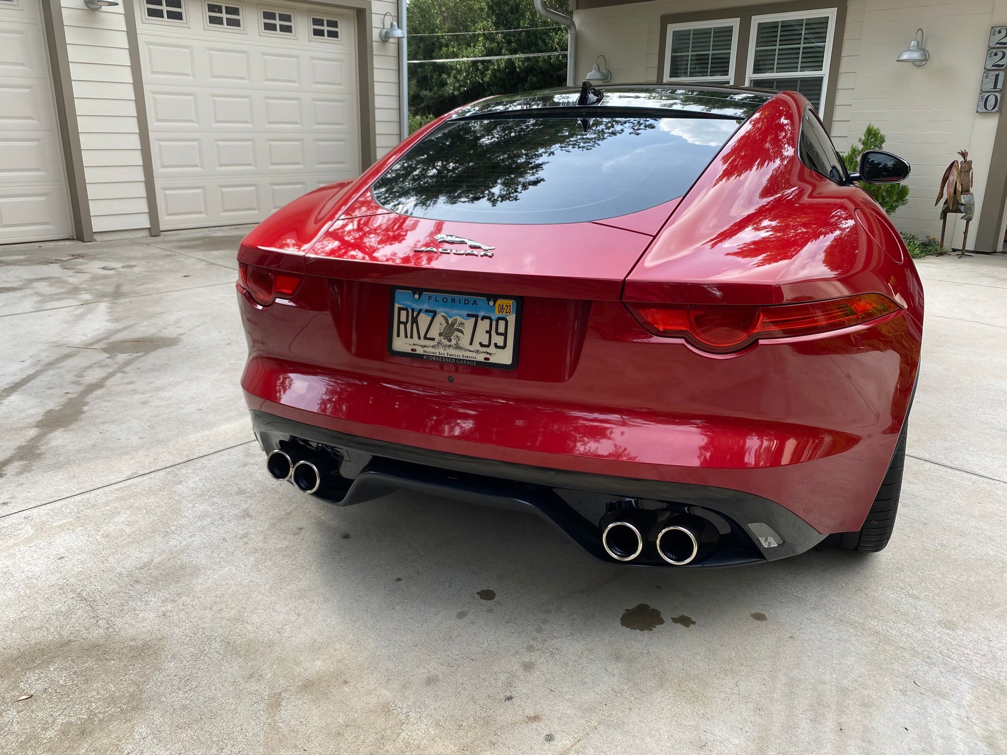 2015 Jaguar F-Type - 2015 Jaguar F-type R coupe - Used - VIN SAJWA6DA1FMK14785 - 87,730 Miles - 8 cyl - 2WD - Automatic - Coupe - Red - Gainesville, FL 32603, United States