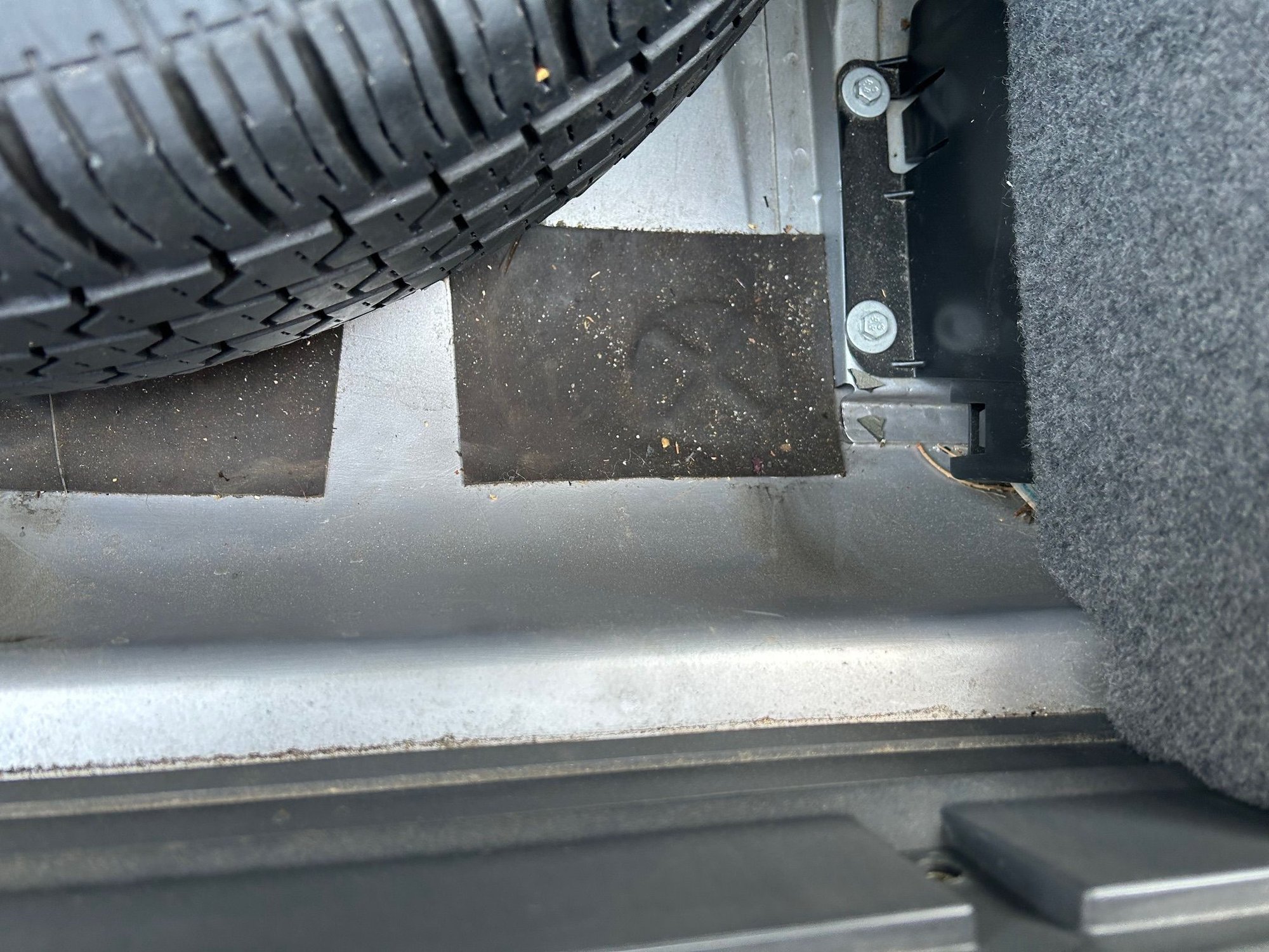 2000 Jaguar XJ8 - Amazing 2000 Jaguar XJ8 L Sport Silver Sedan w/ 111K Miles pure So. California Car - Used - VIN SAJDA23C4YLF06834 - 111,000 Miles - 8 cyl - 2WD - Automatic - Sedan - Silver - Redondo Beach, CA 90277, United States