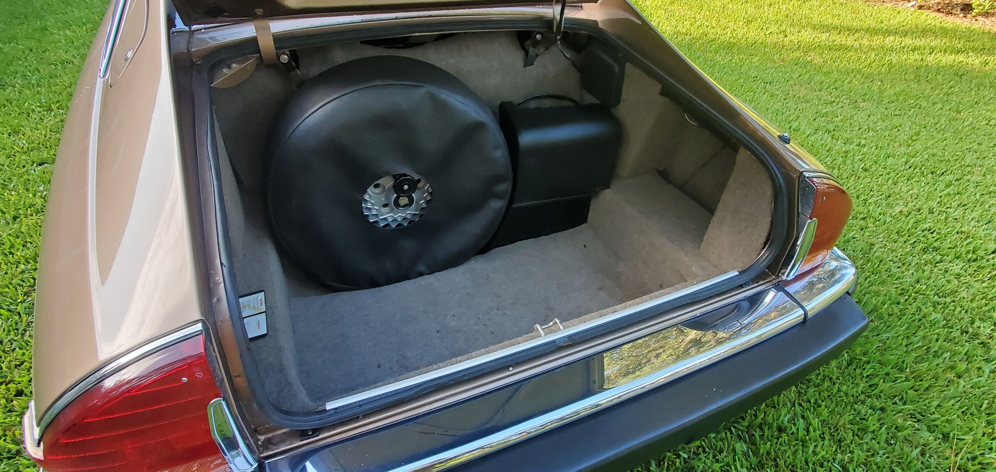1988 Jaguar XJS - 1988 xjs coupe - Used - VIN SAJNL5845JC149538 - 60,000 Miles - 12 cyl - 2WD - Automatic - Coupe - Gold - Jacksonville, FL 32223, United States