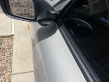 Mirror can now move freely back and forth.